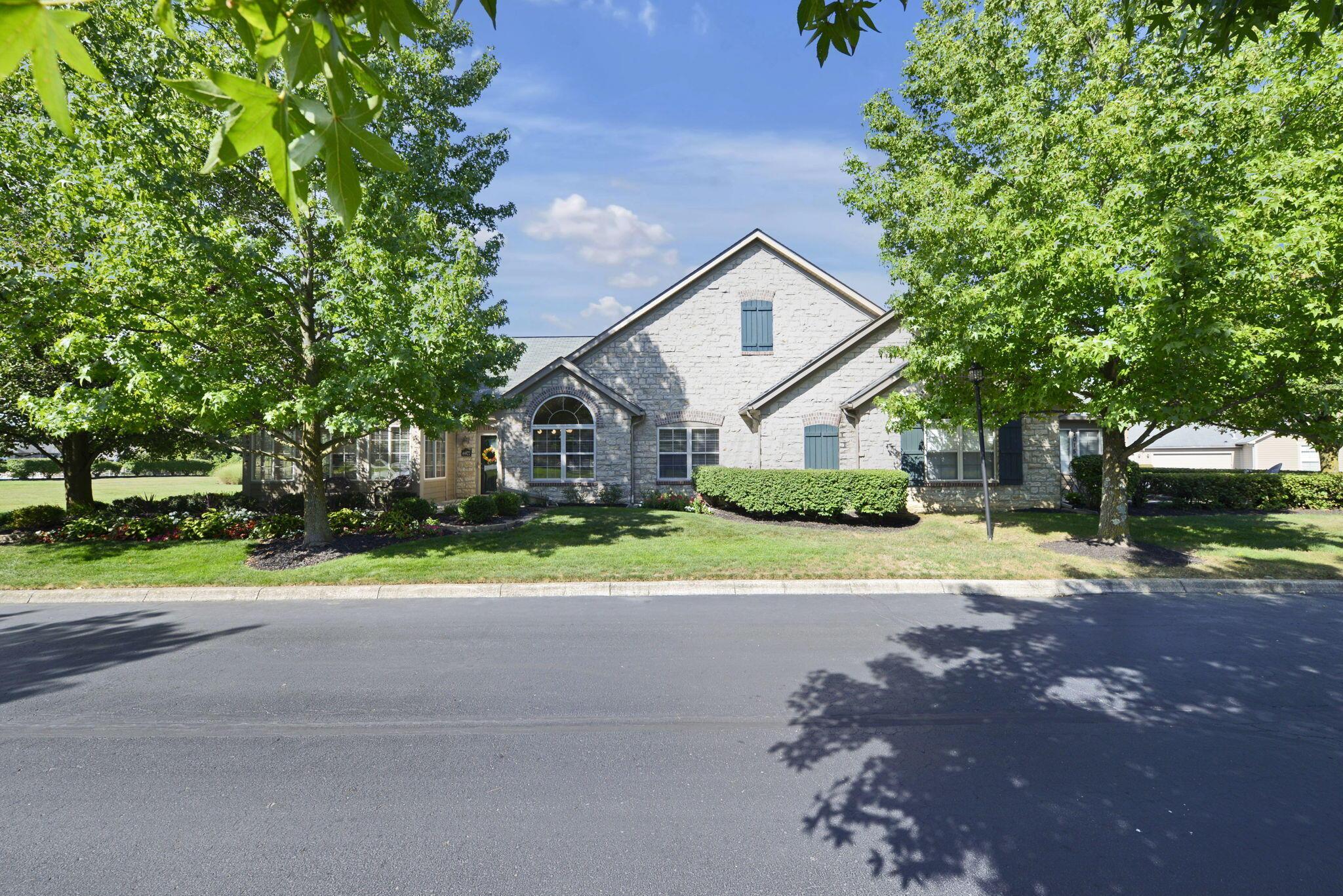 6977 Falls View Circle Property Photo 1