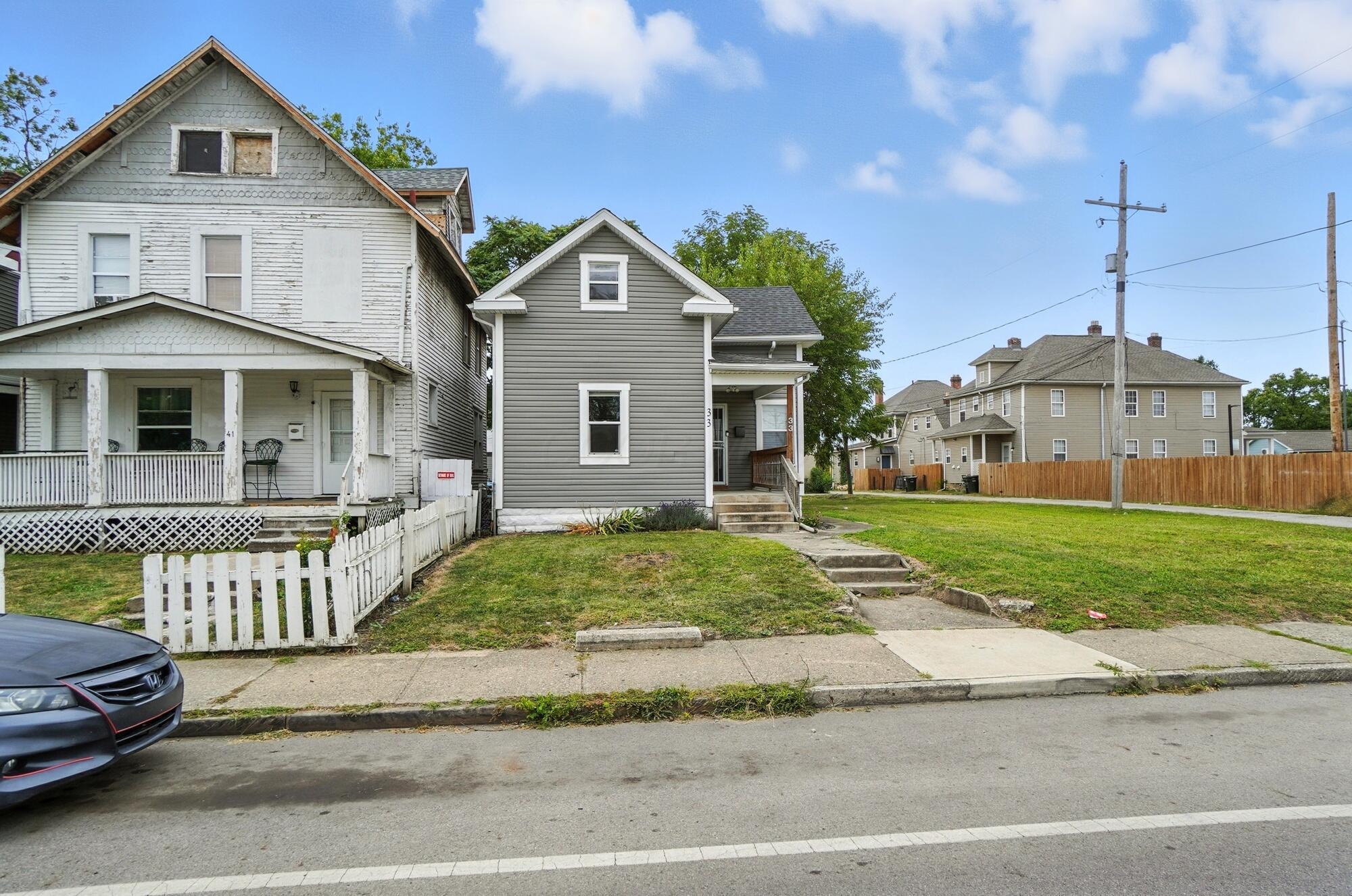 33 S Princeton Avenue Property Photo 3