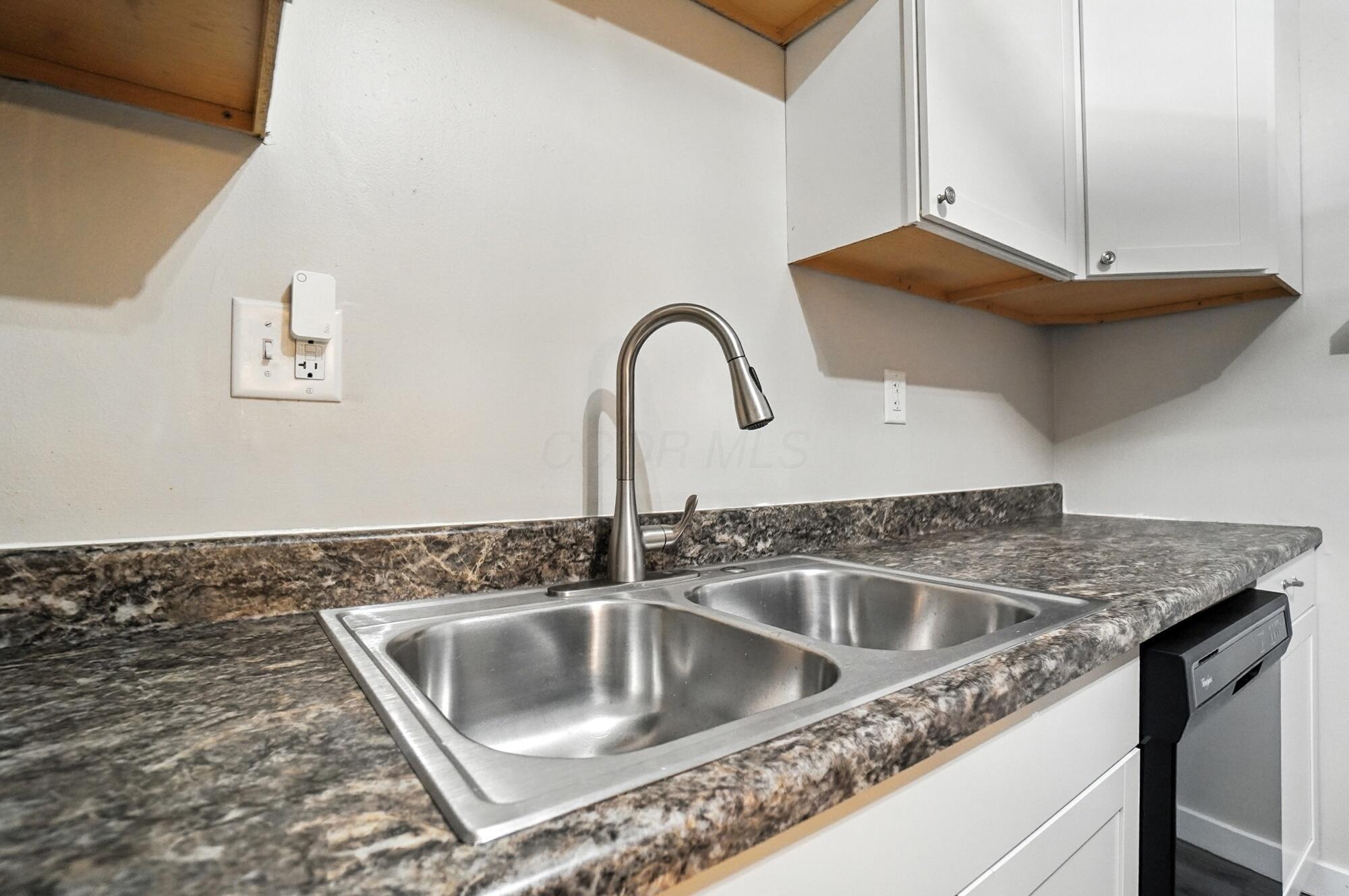 33 S Princeton Avenue Property Photo 14