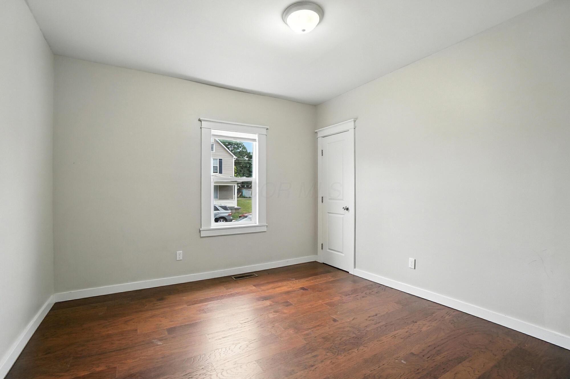 33 S Princeton Avenue Property Photo 17