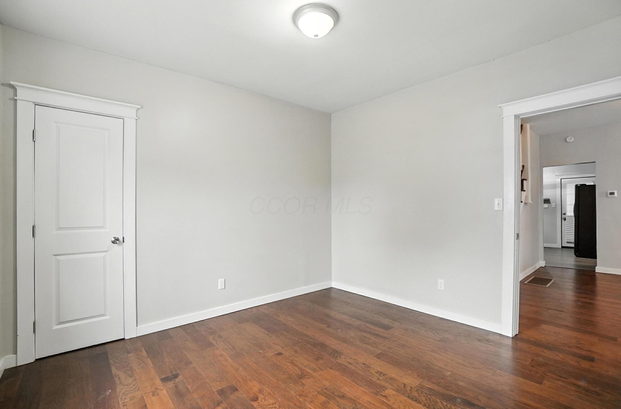 33 S Princeton Avenue Property Photo 18