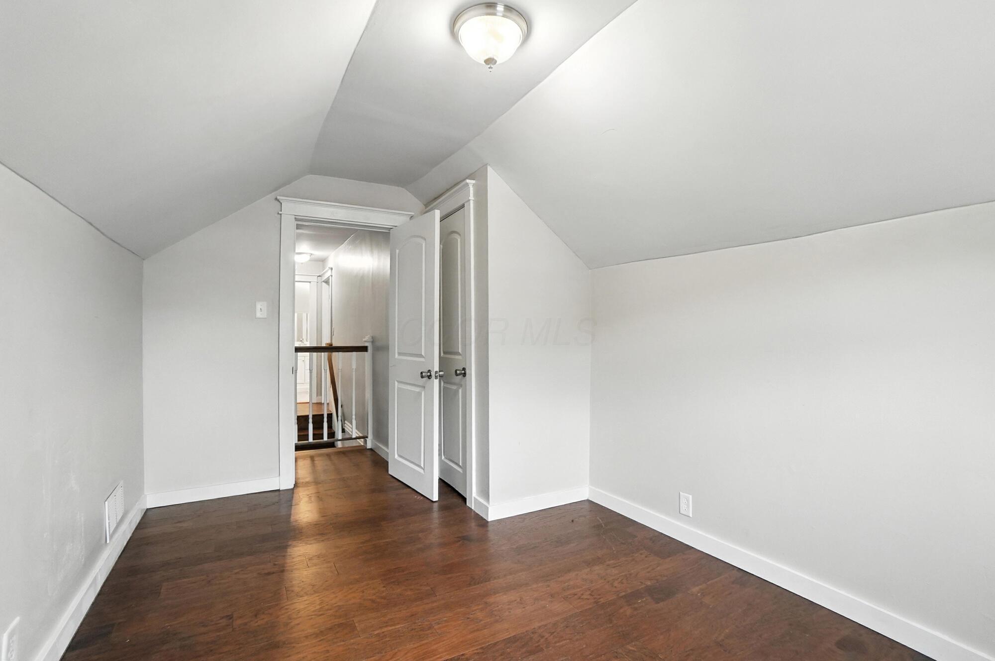 33 S Princeton Avenue Property Photo 29