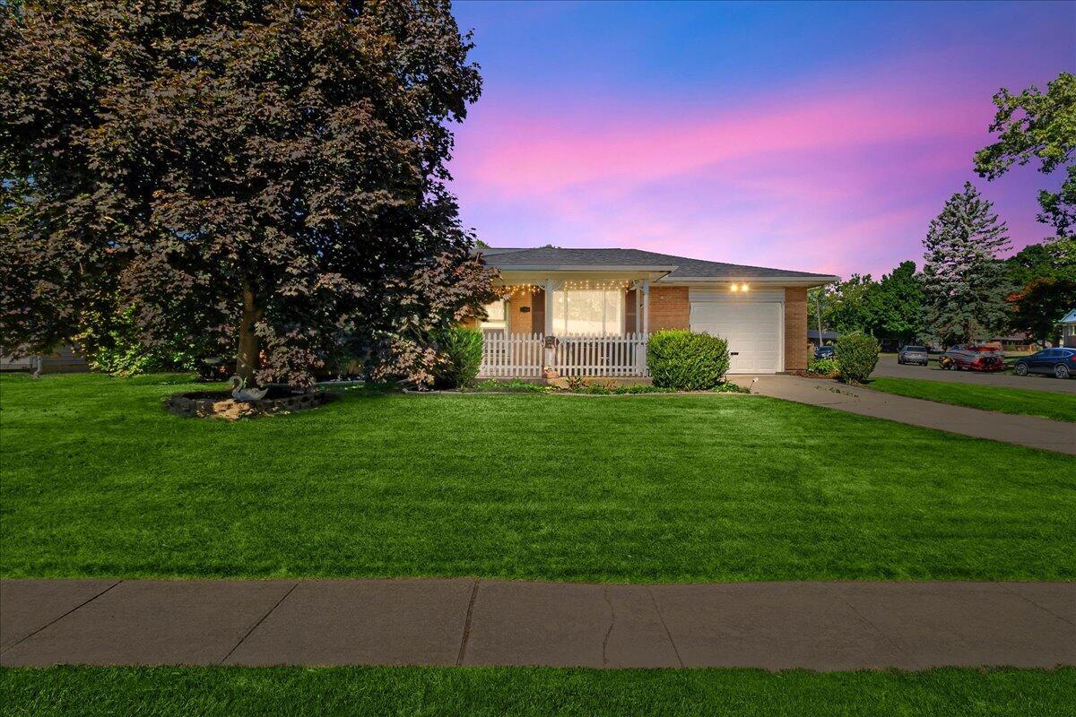 1200 Erie Street Property Photo 3