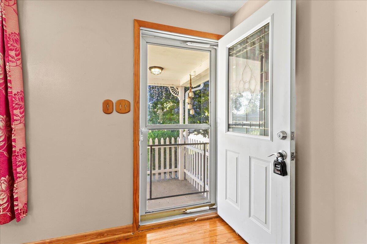 1200 Erie Street Property Photo 6