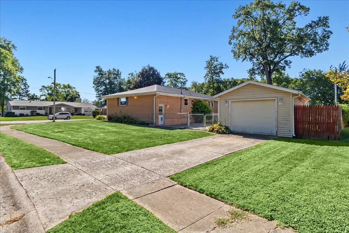 1200 Erie Street Property Photo 29