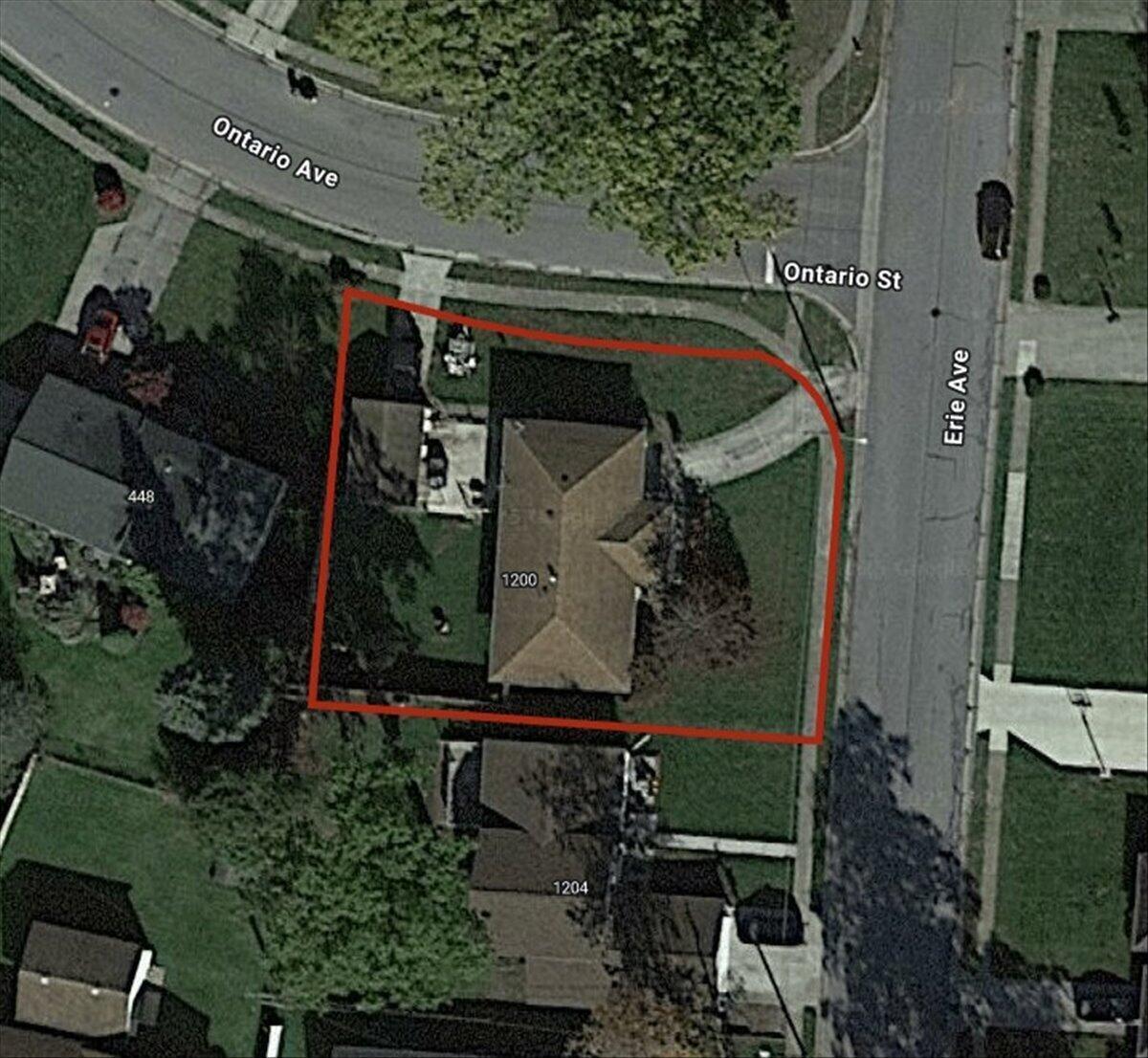 1200 Erie Street Property Photo 36