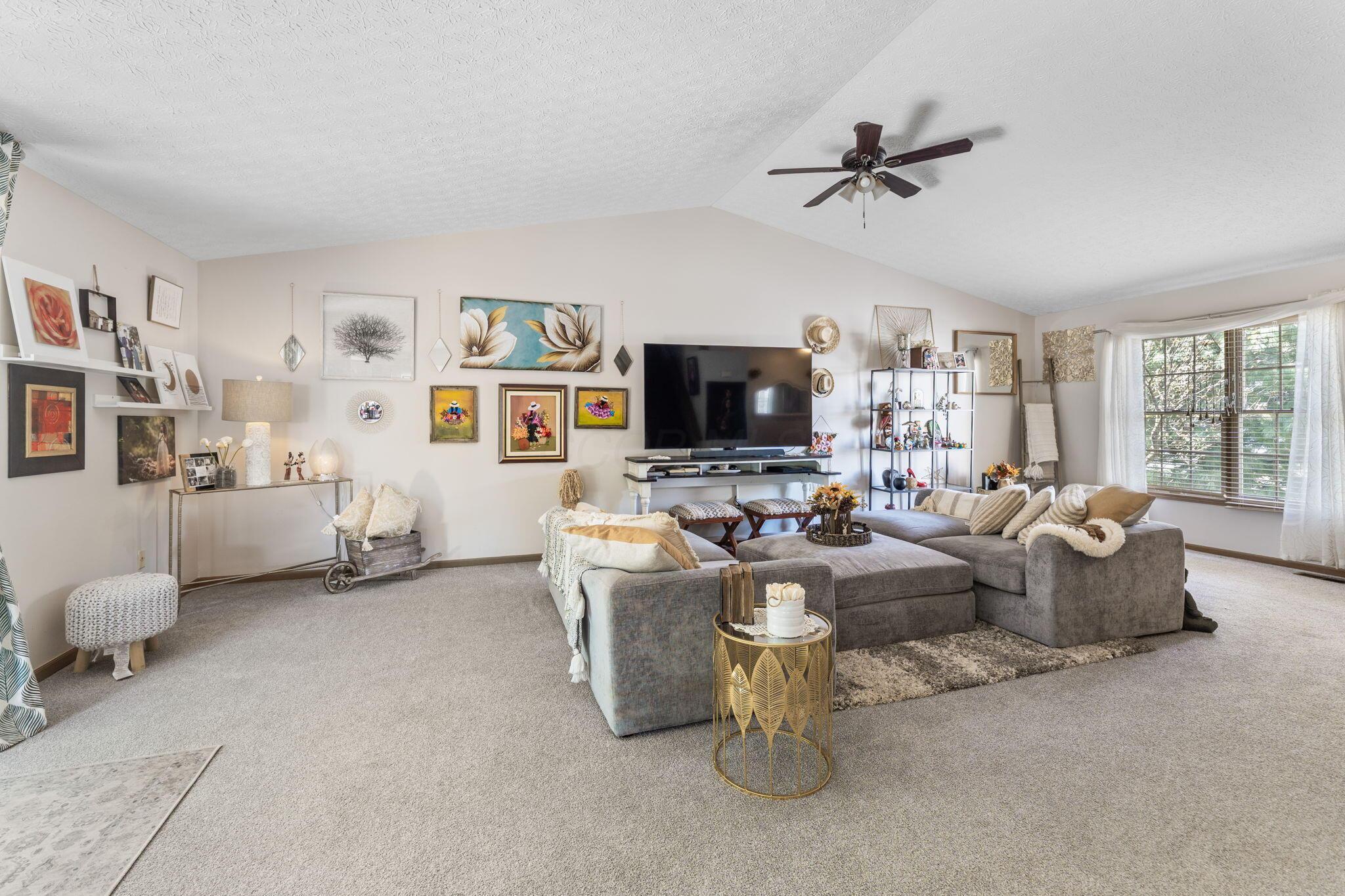 496 Tourmaline Drive Property Photo 8