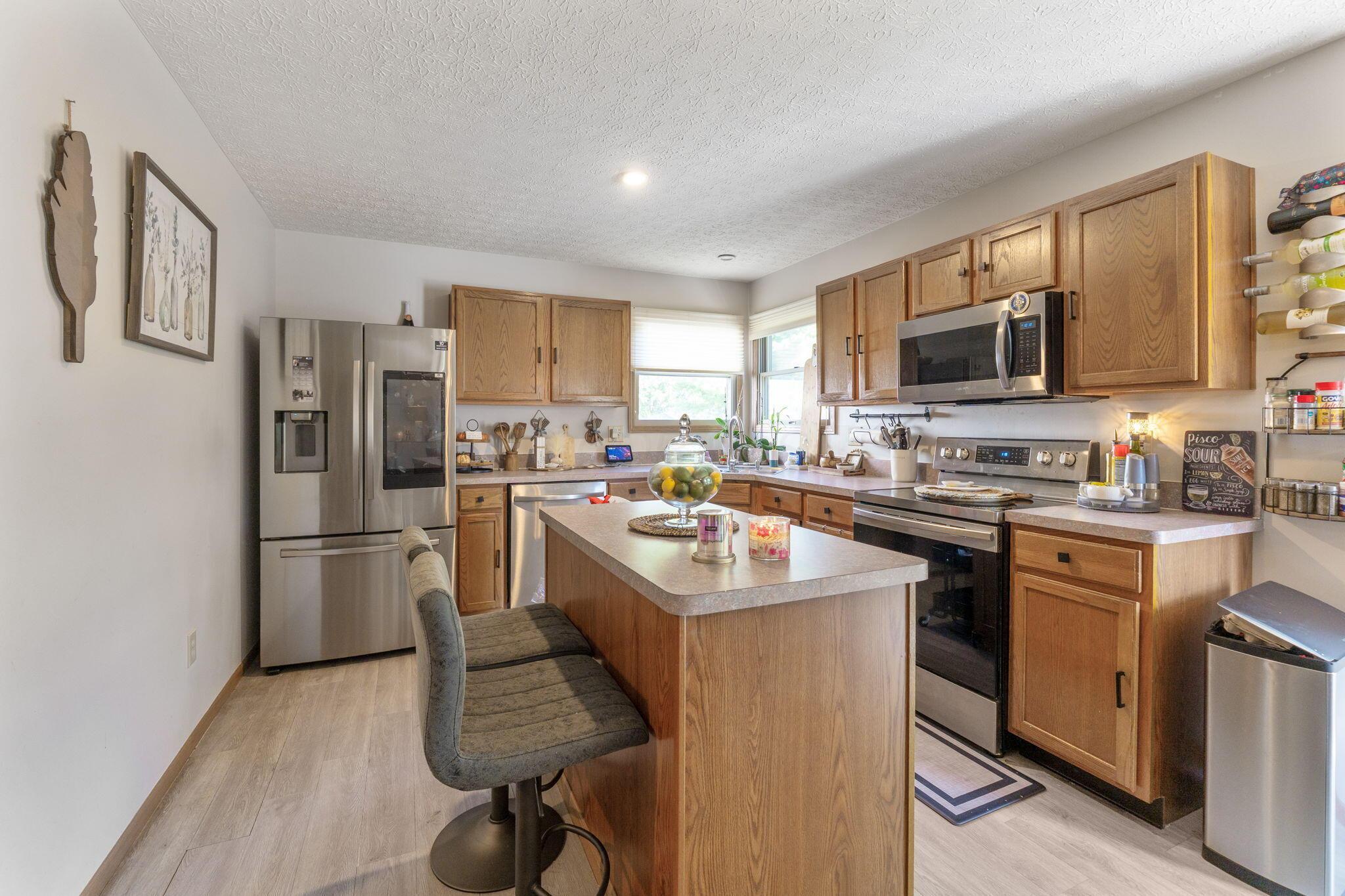 496 Tourmaline Drive Property Photo 14