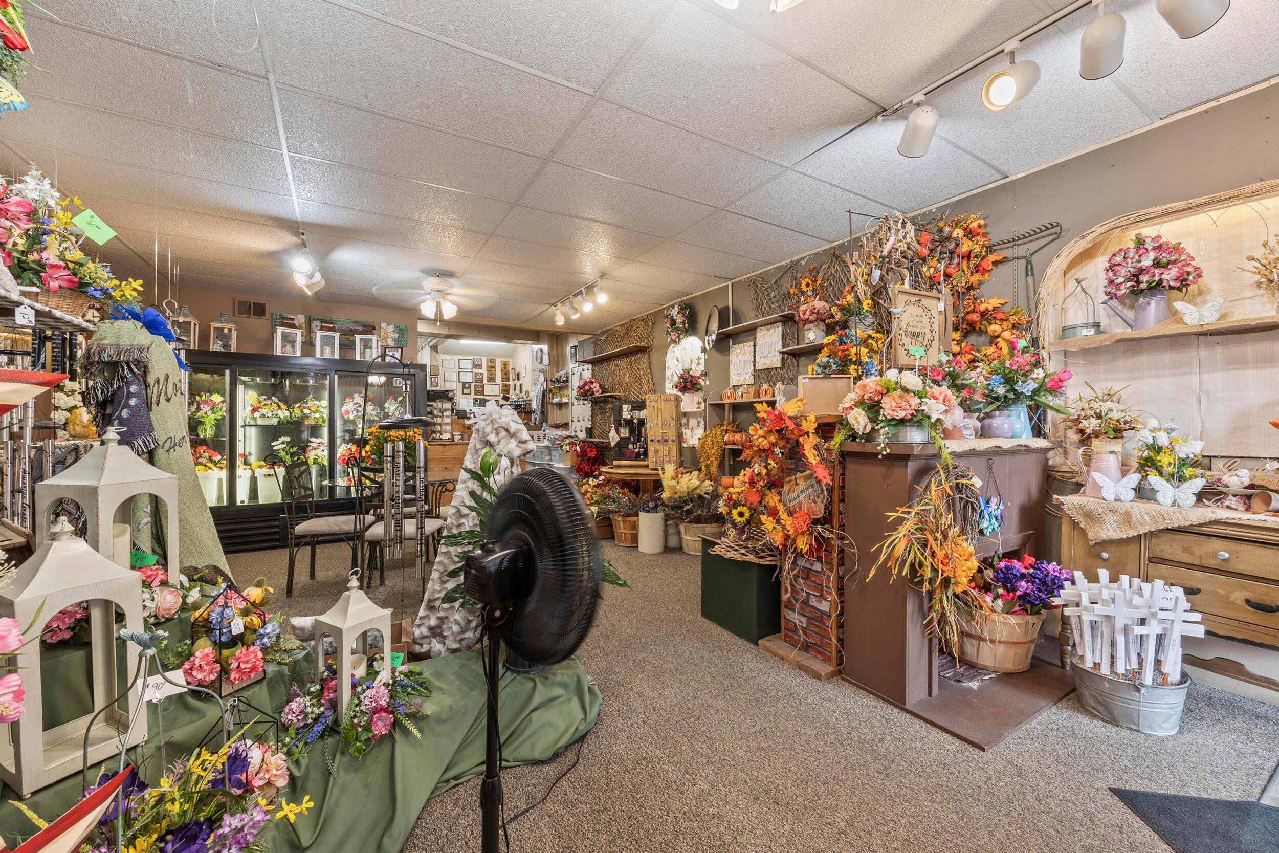 225 S Sandusky Avenue, 2 Property Photo 6