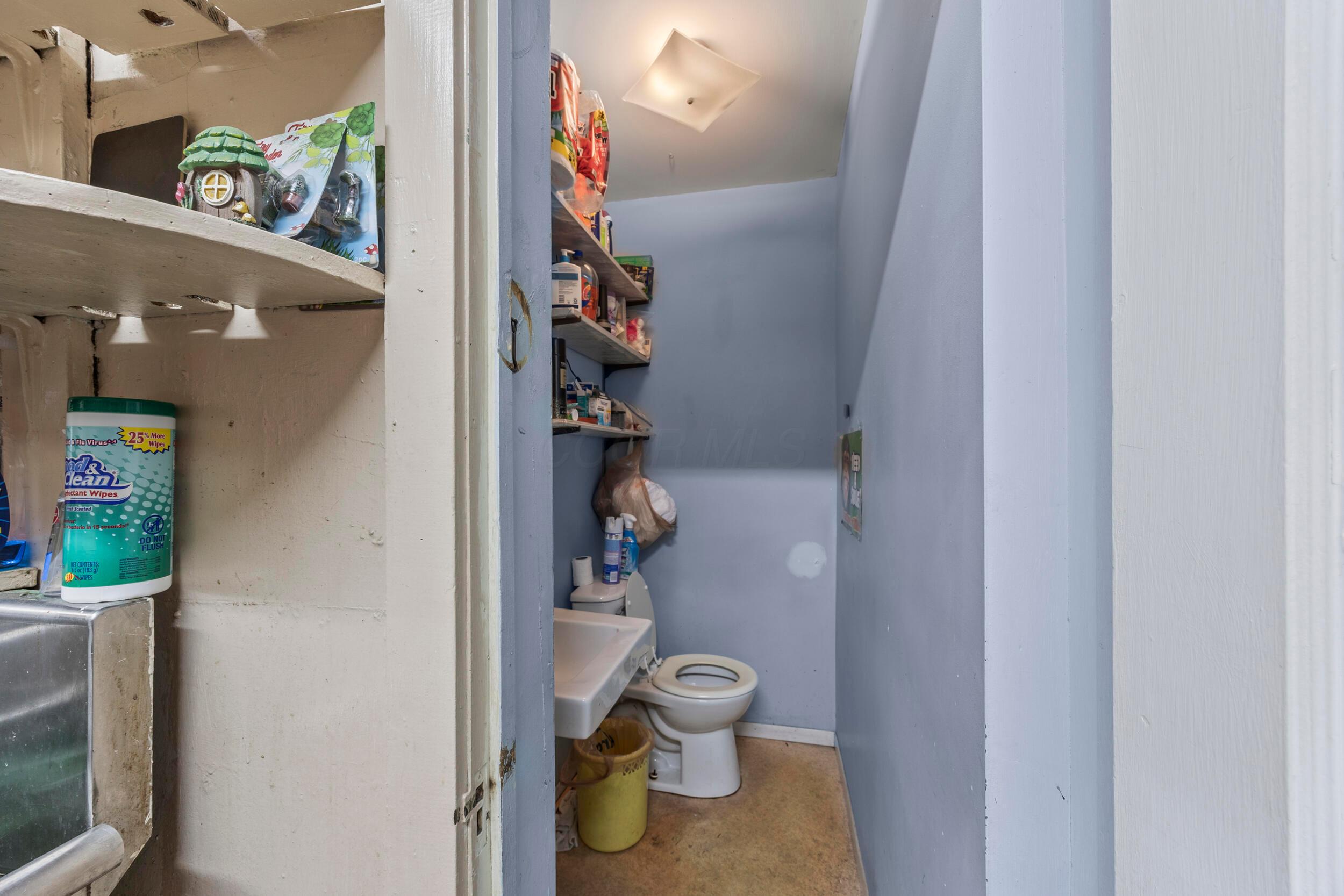 225 S Sandusky Avenue, 2 Property Photo 17