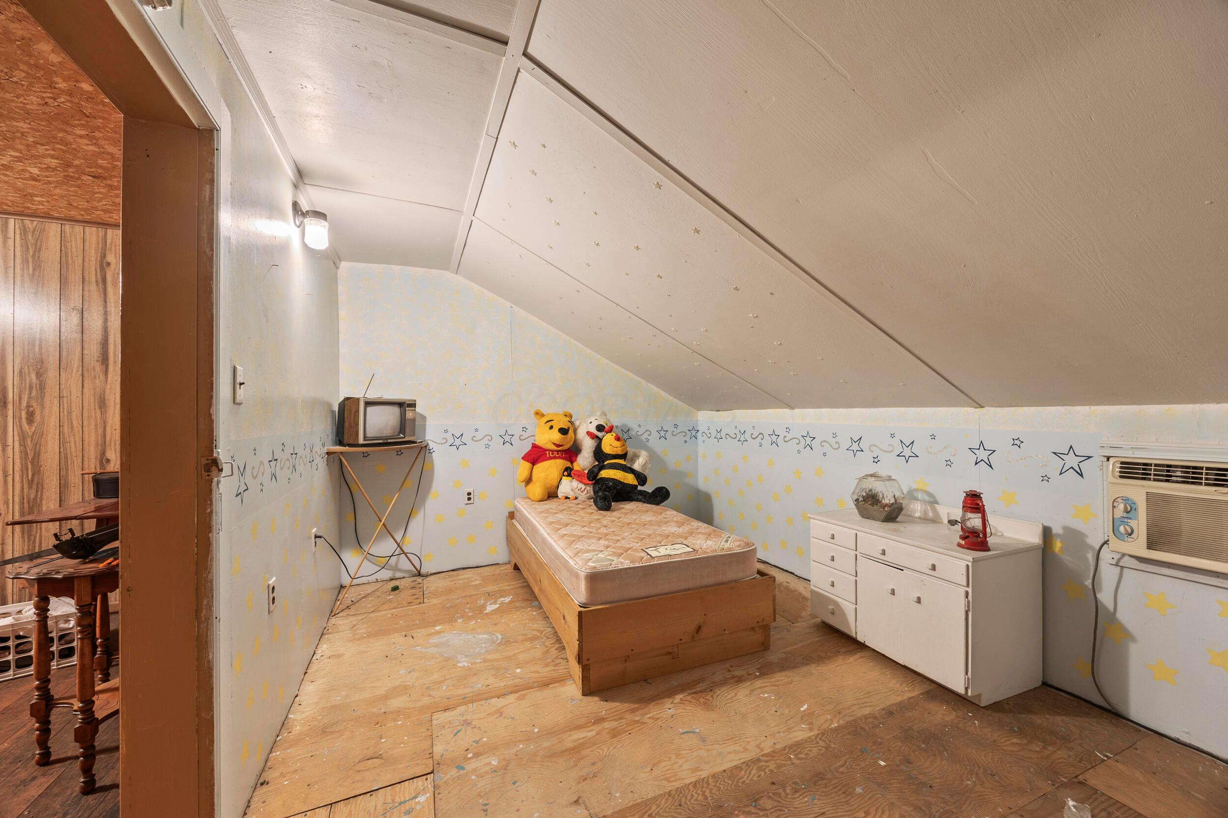 225 S Sandusky Avenue, 2 Property Photo 21