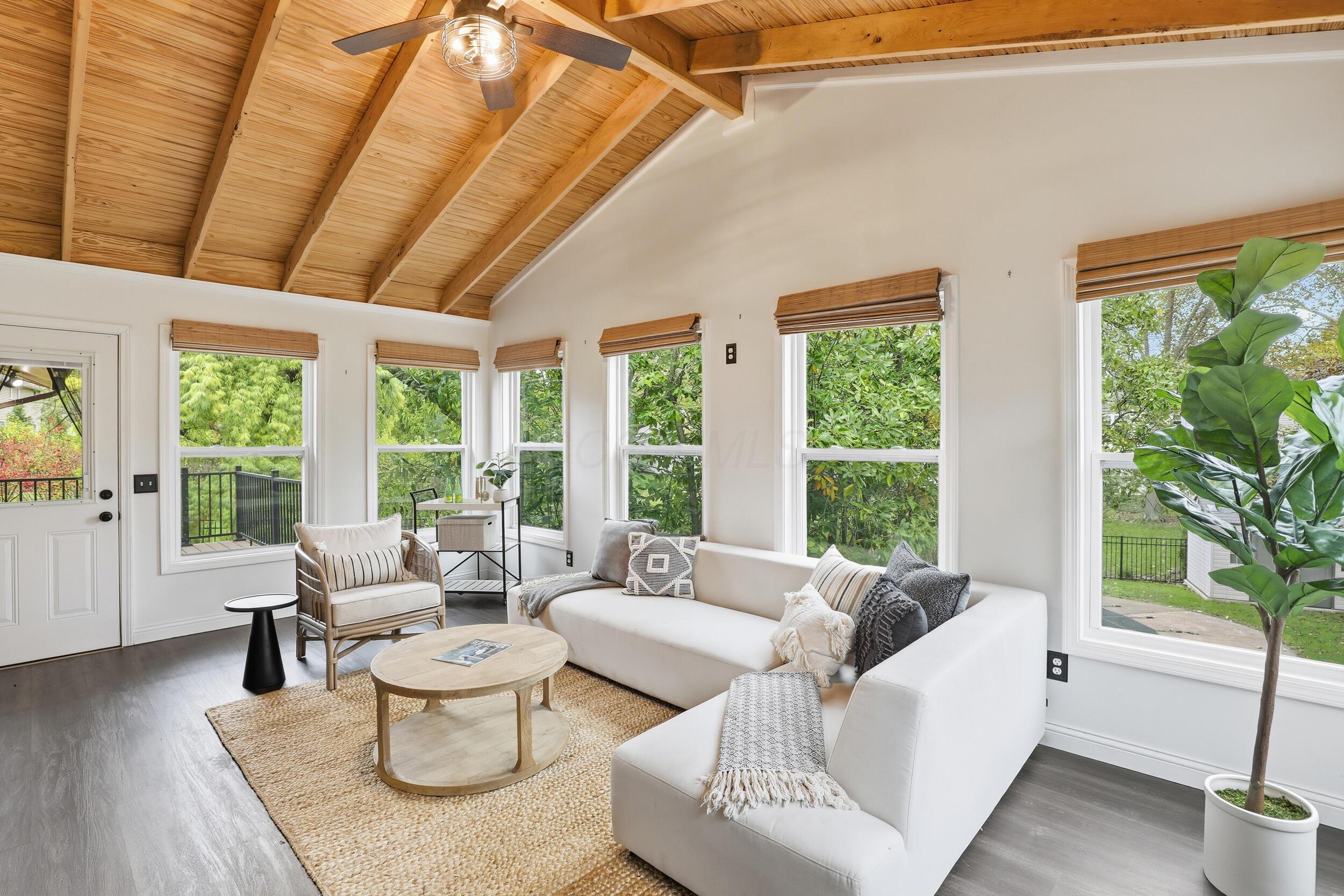 941 Clubview Boulevard S Property Photo 7