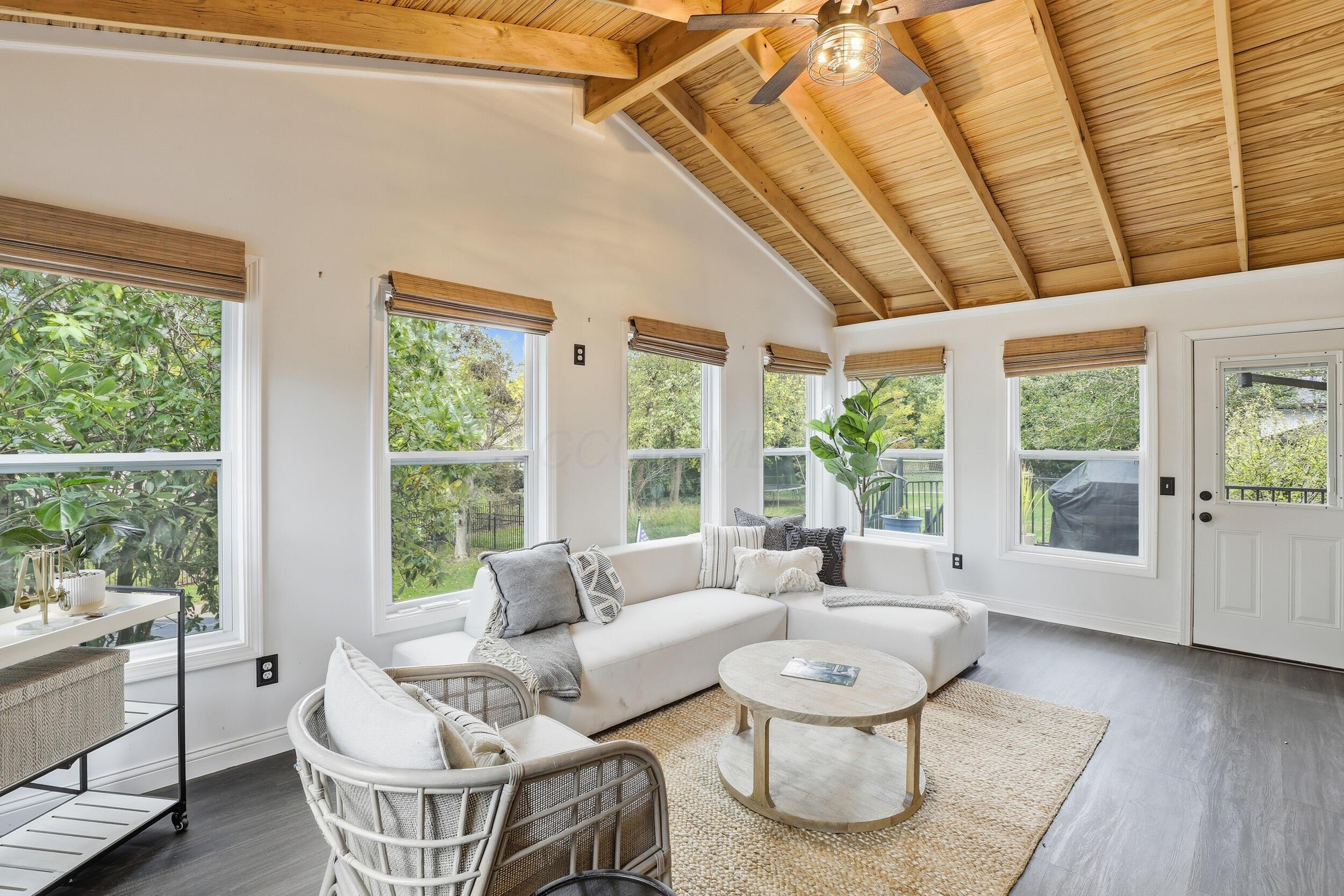 941 Clubview Boulevard S Property Photo 8