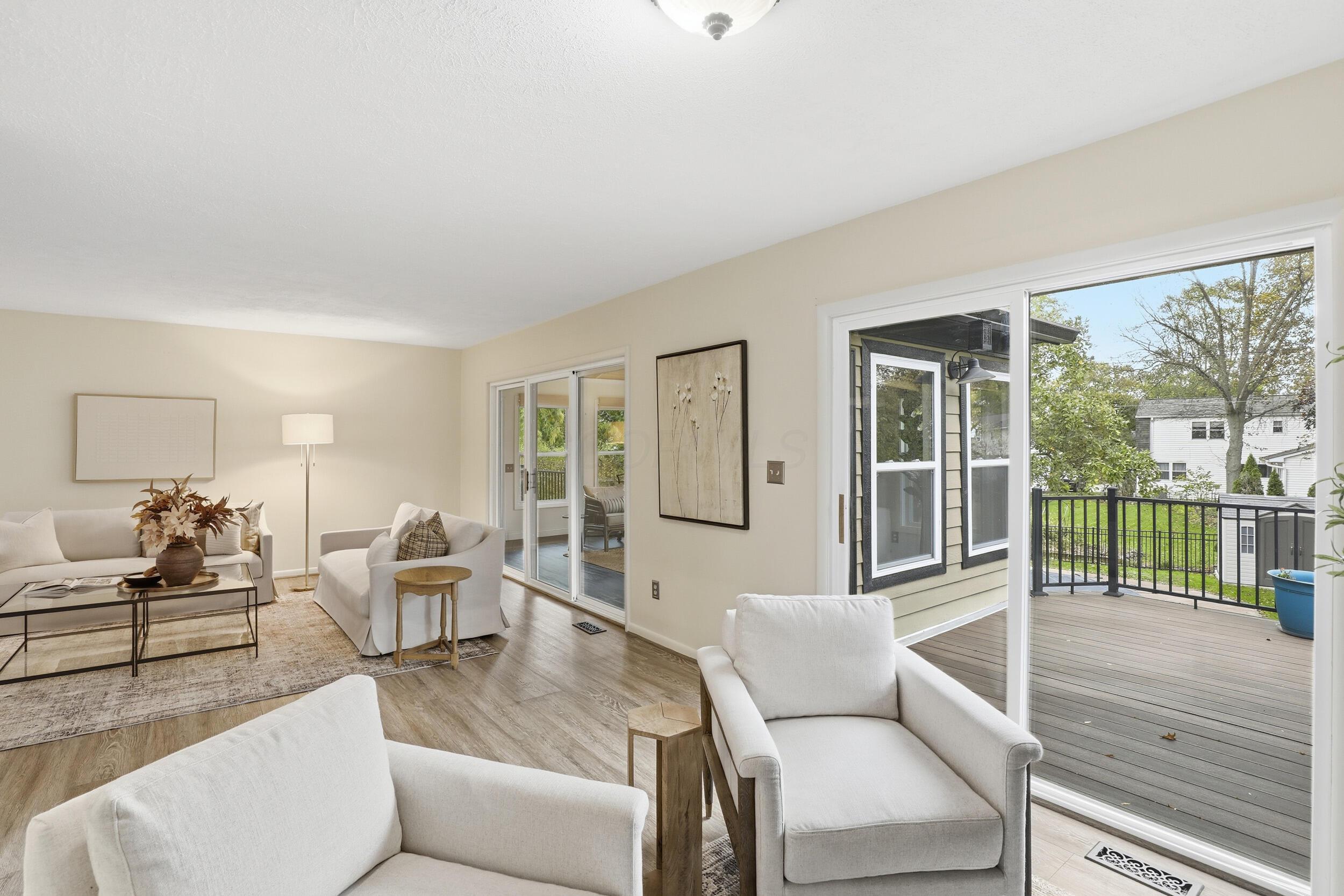 941 Clubview Boulevard S Property Photo 11