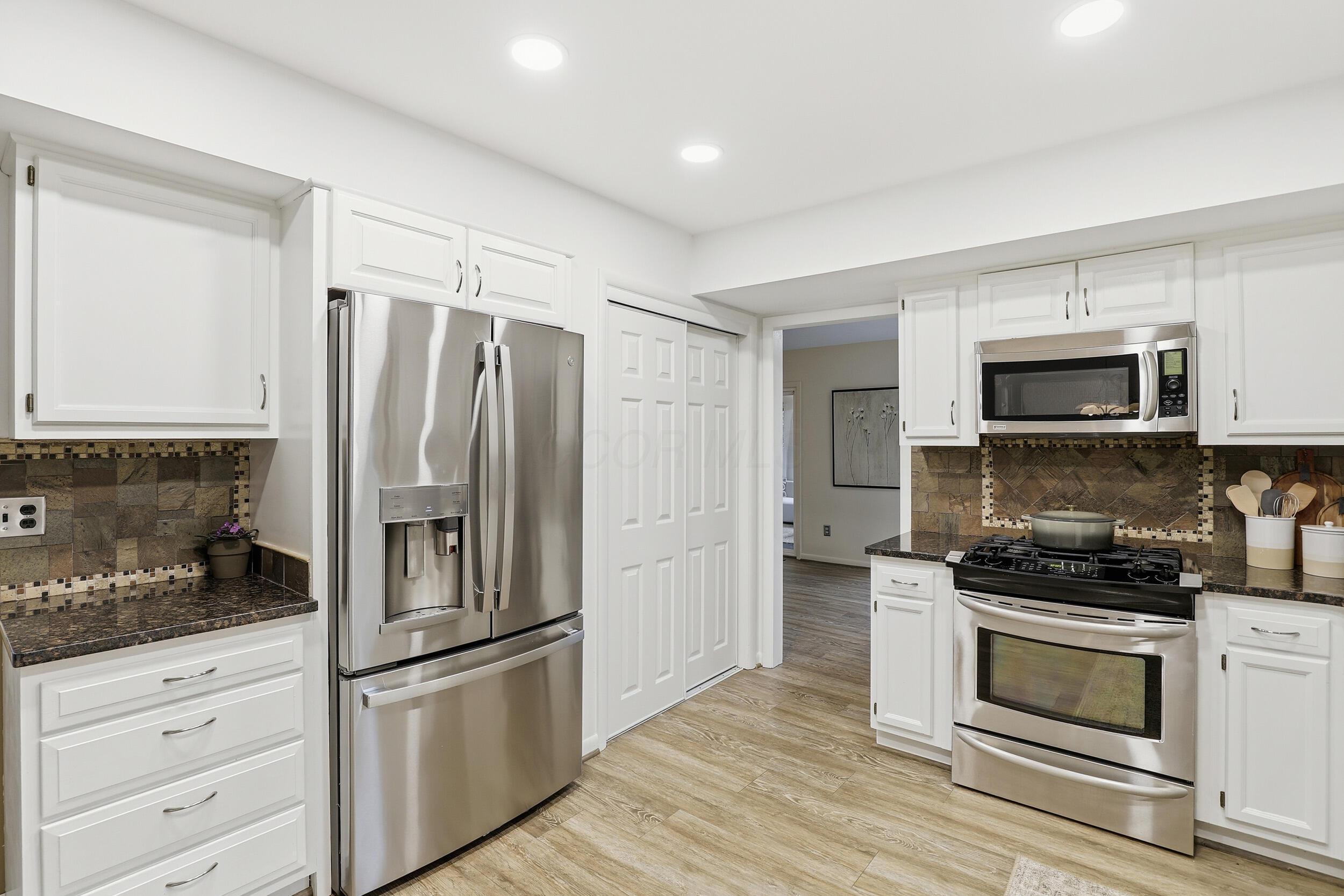 941 Clubview Boulevard S Property Photo 13