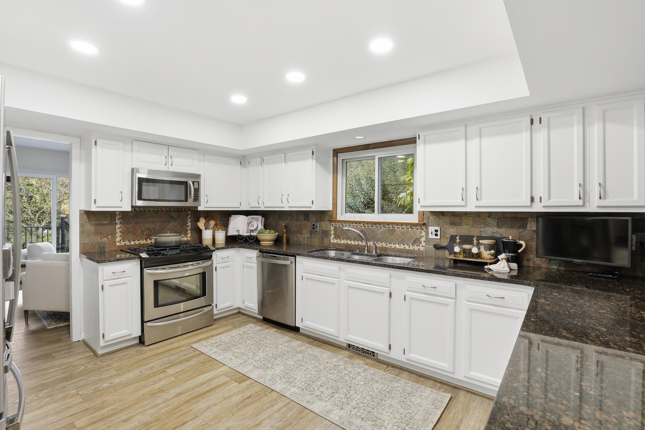 941 Clubview Boulevard S Property Photo 16