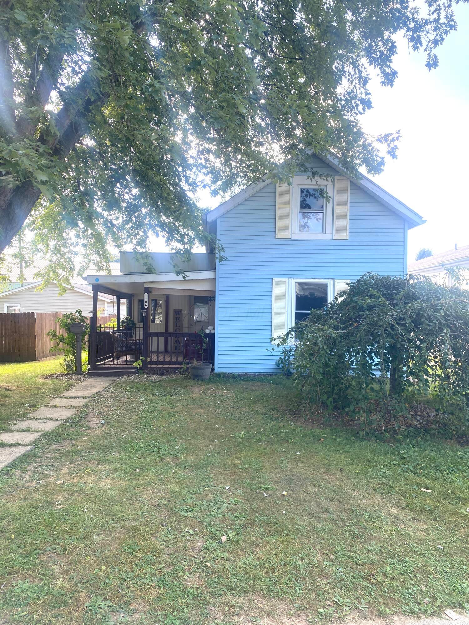 1106 E Walnut Street Property Photo 1