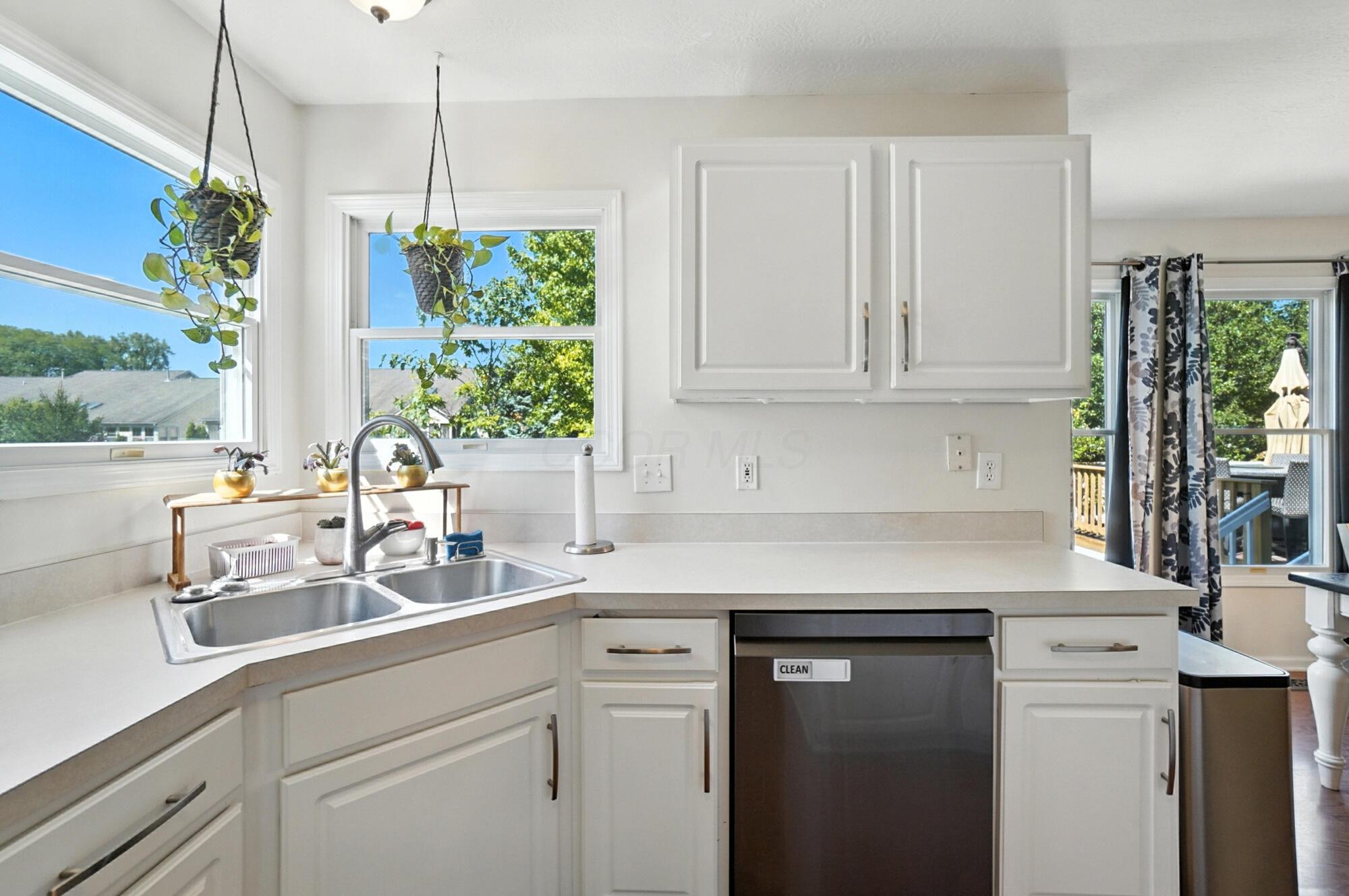 4093 Greenbelt Drive Property Photo 12