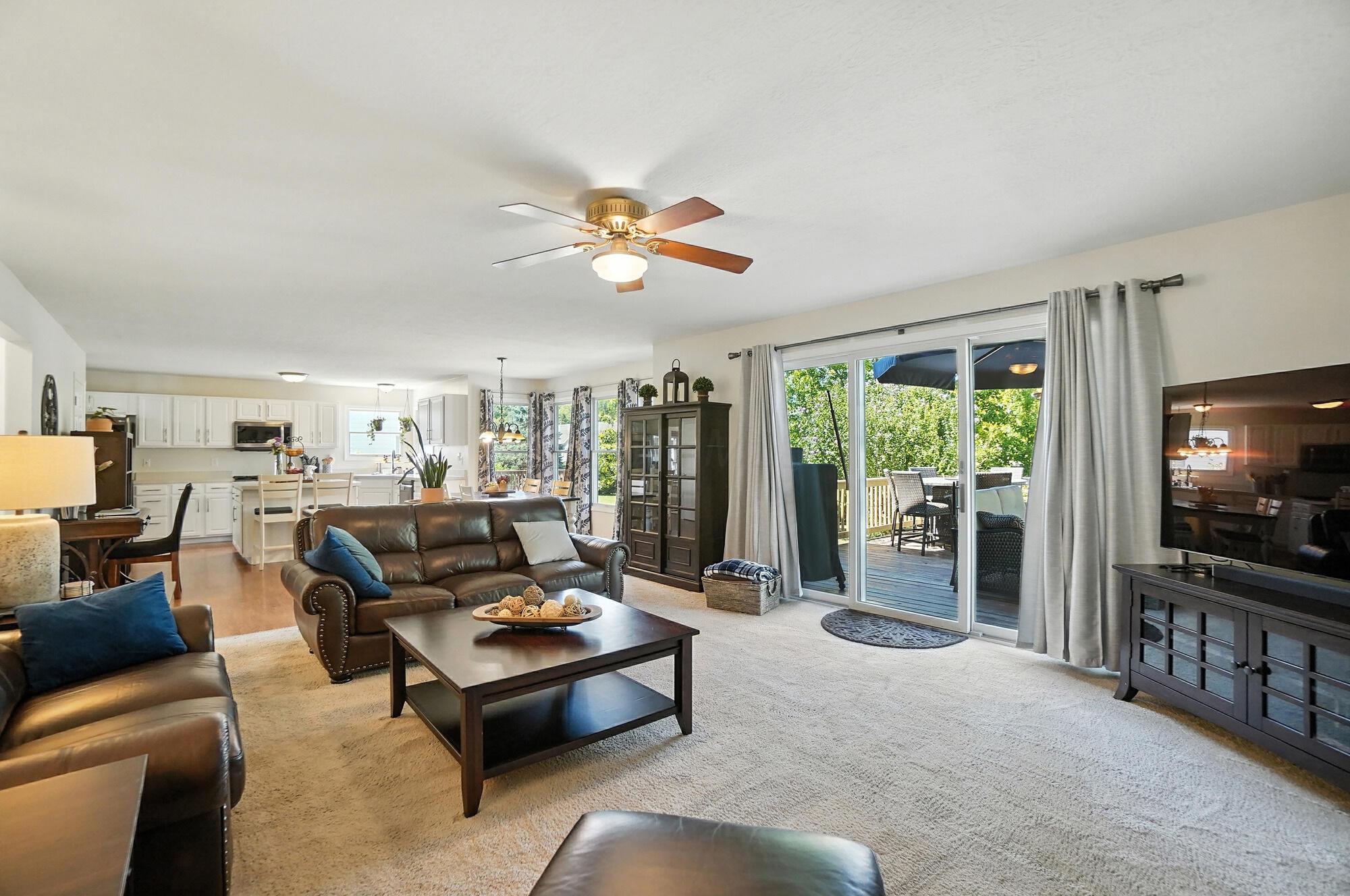 4093 Greenbelt Drive Property Photo 14