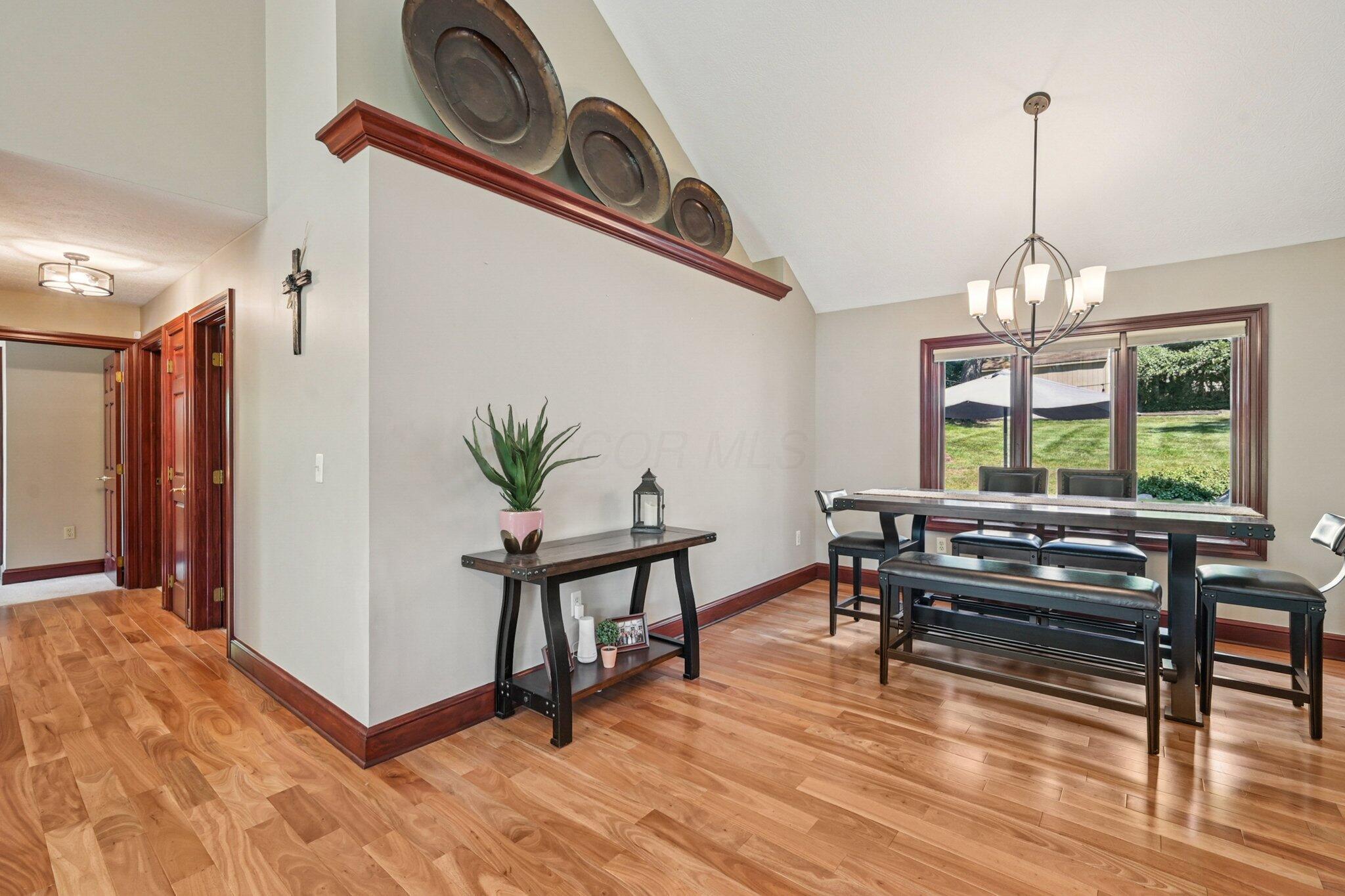 10669 Riverside Drive Property Photo 26