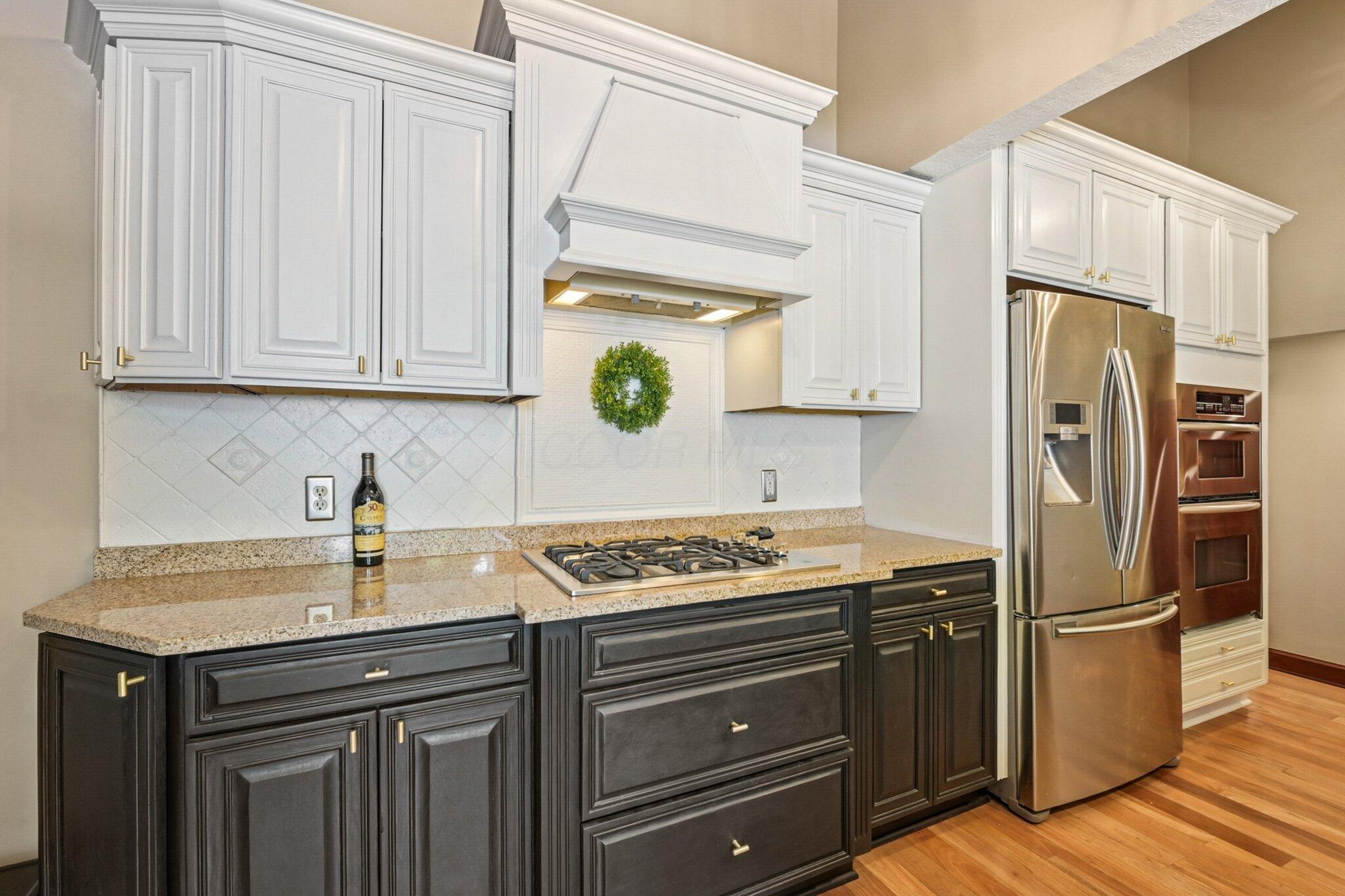 10669 Riverside Drive Property Photo 35