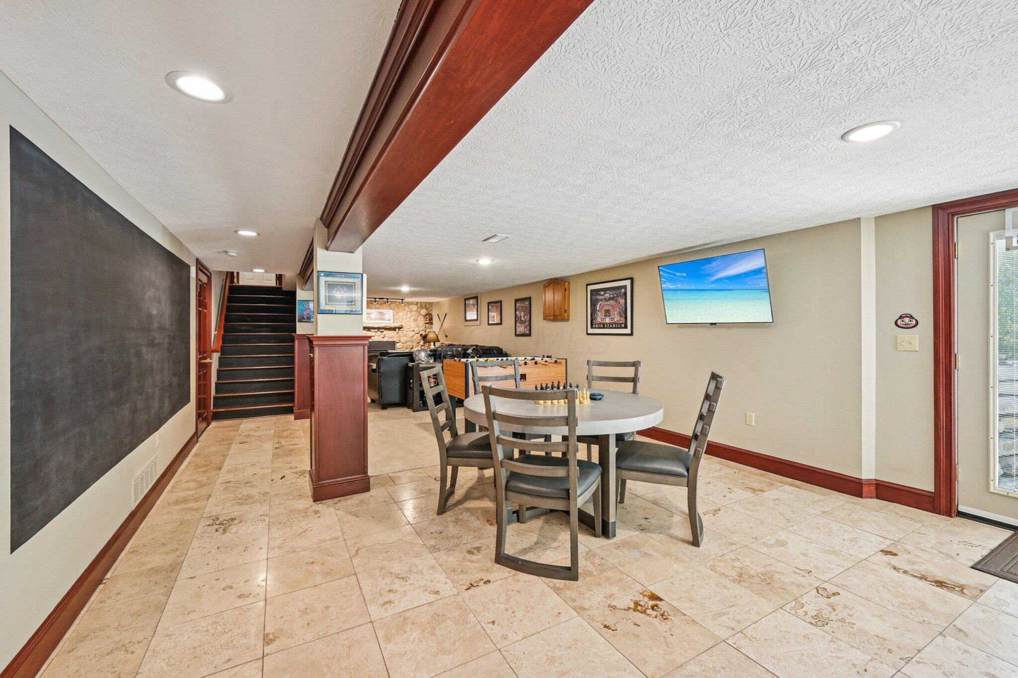10669 Riverside Drive Property Photo 59