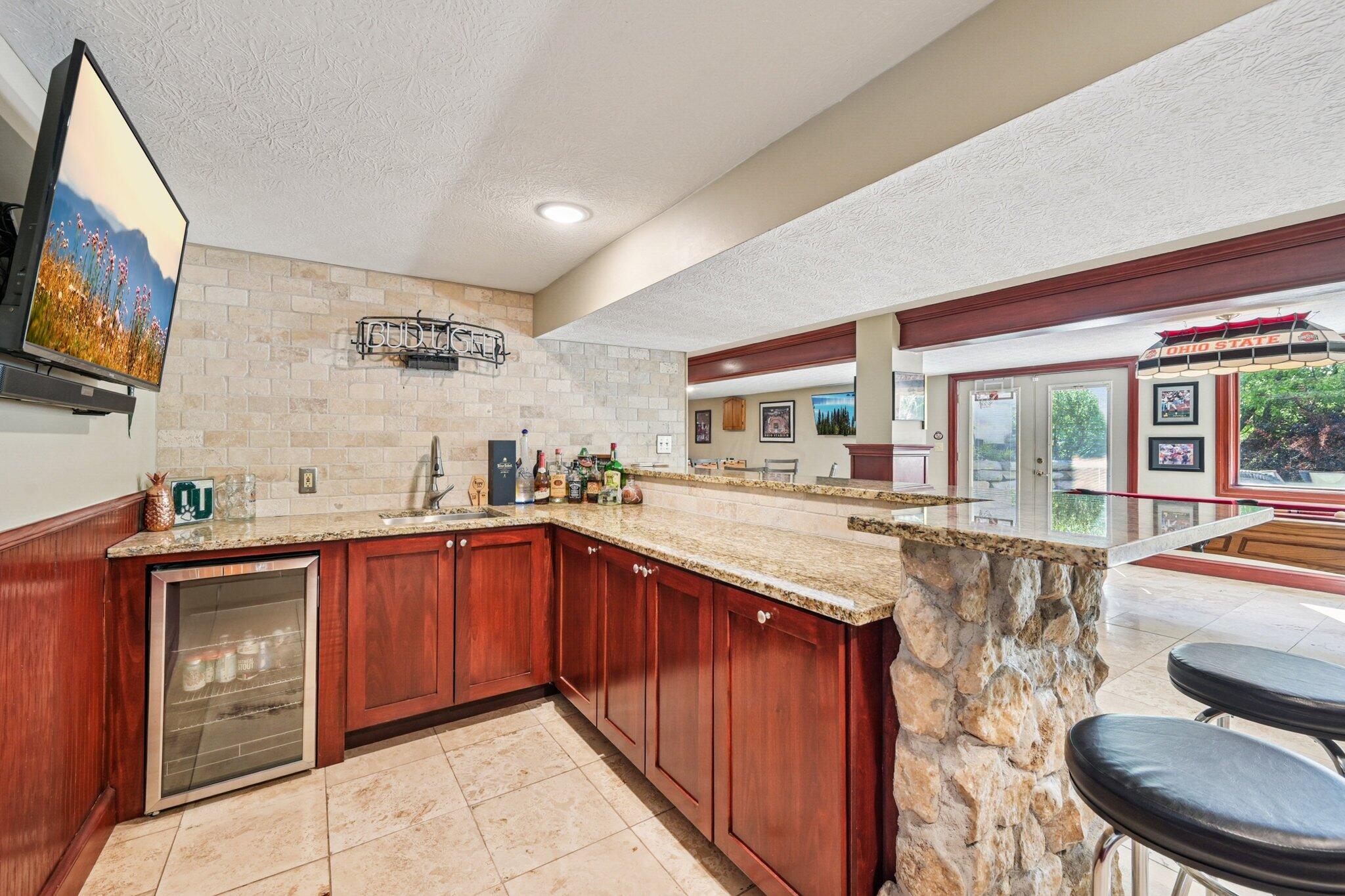 10669 Riverside Drive Property Photo 65