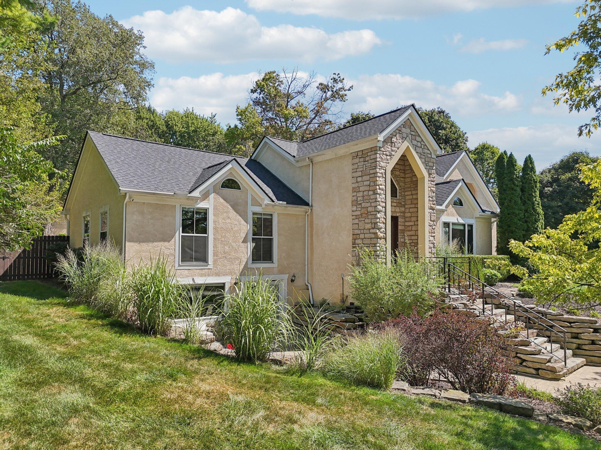 10669 Riverside Drive Property Photo 95