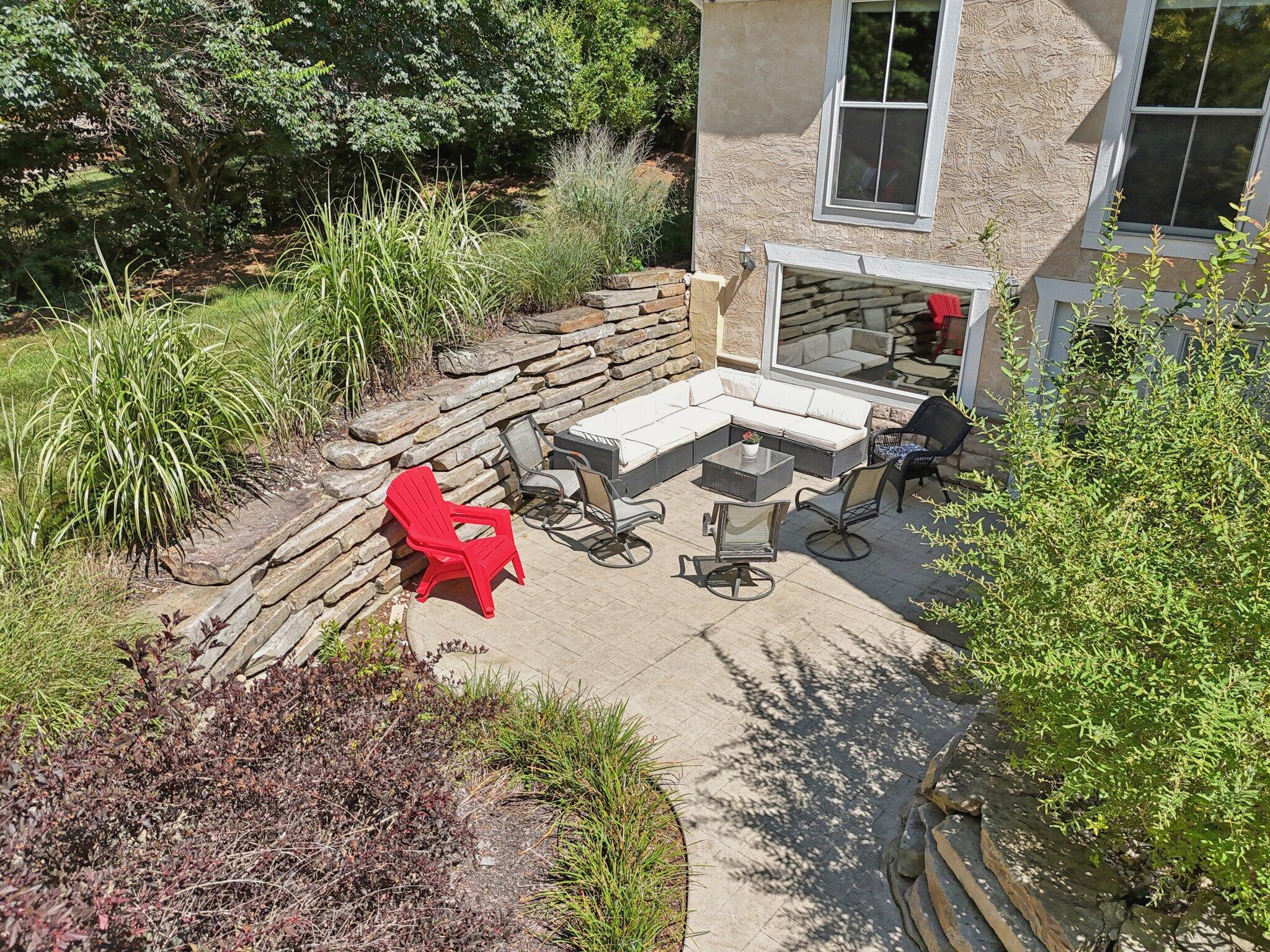 10669 Riverside Drive Property Photo 96