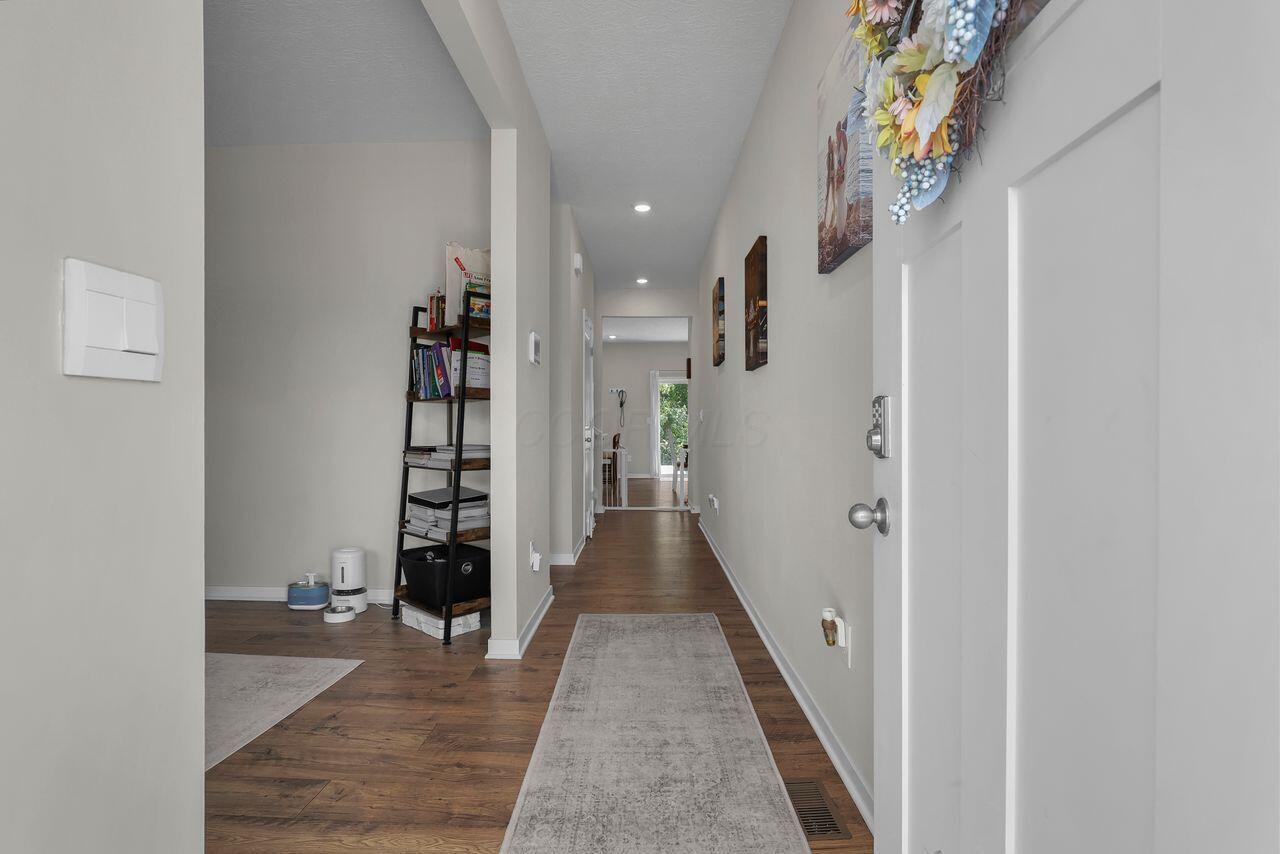 5828 Wynnewood Drive Property Photo 3