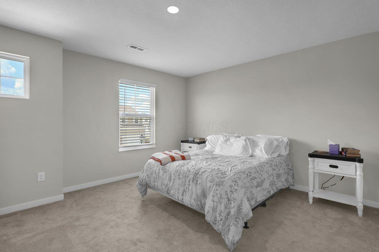 5828 Wynnewood Drive Property Photo 16