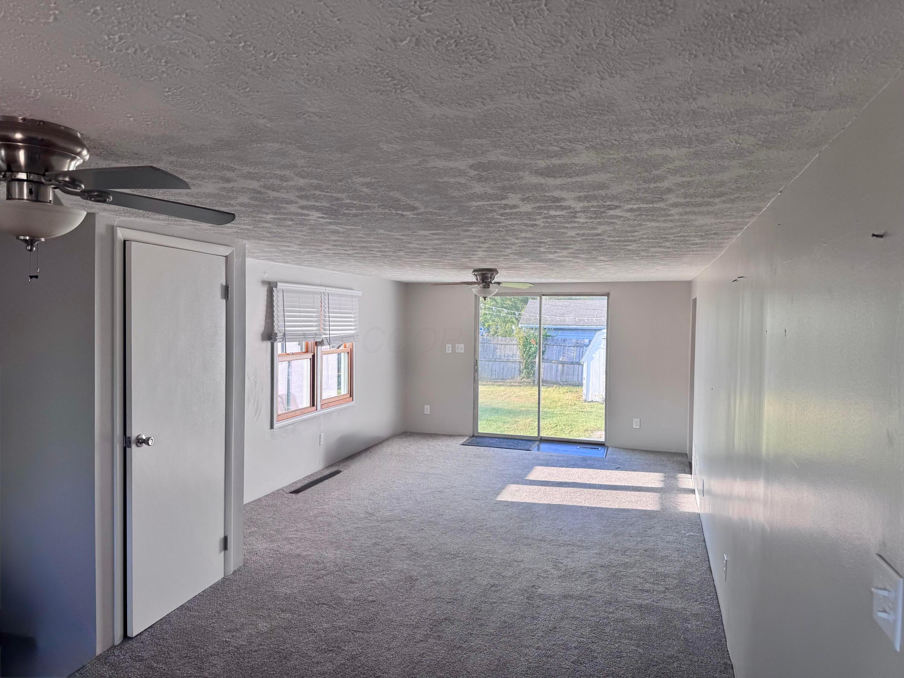 2222 Maureen Boulevard S Property Photo 3