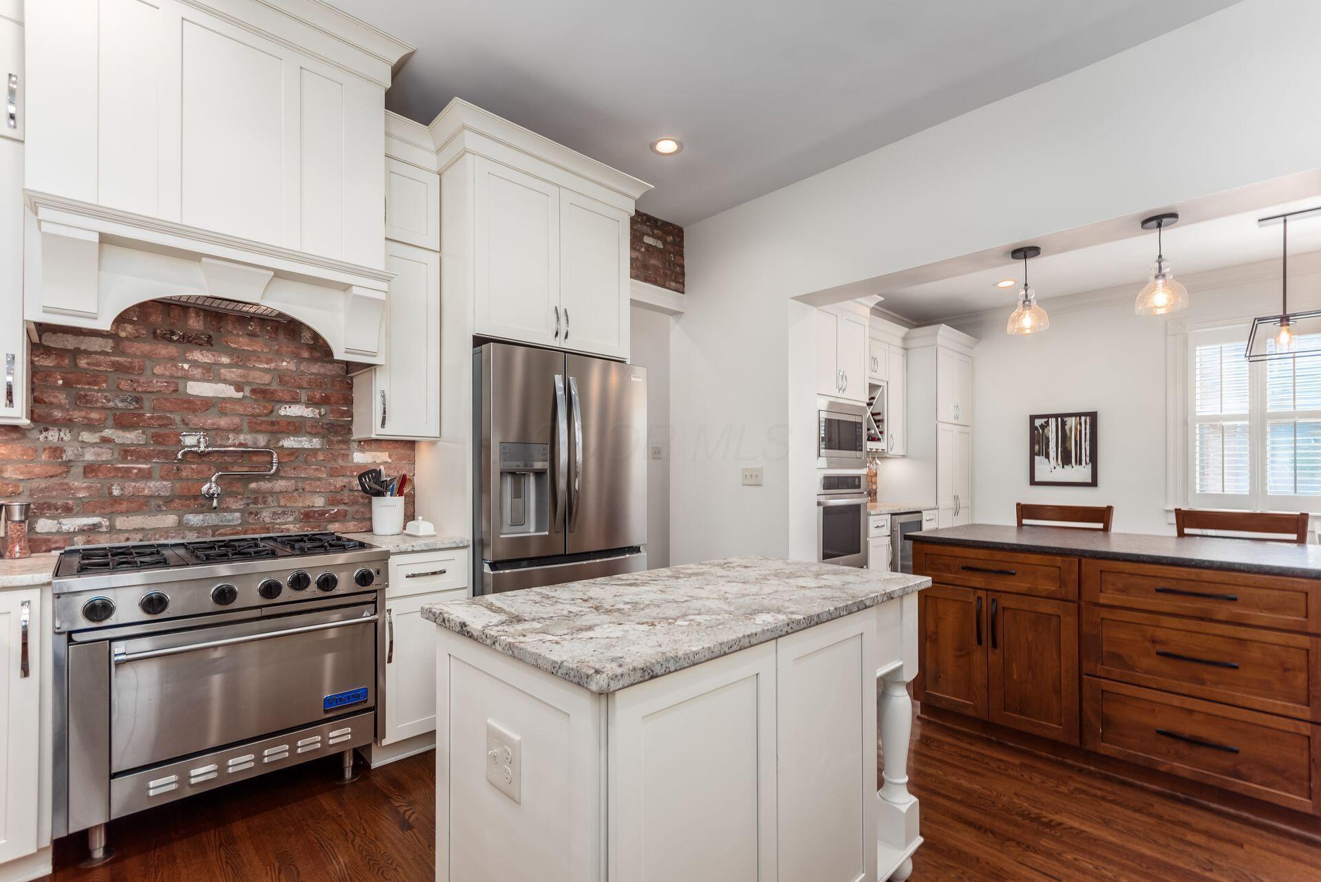 1127 Neil Avenue Property Photo 15