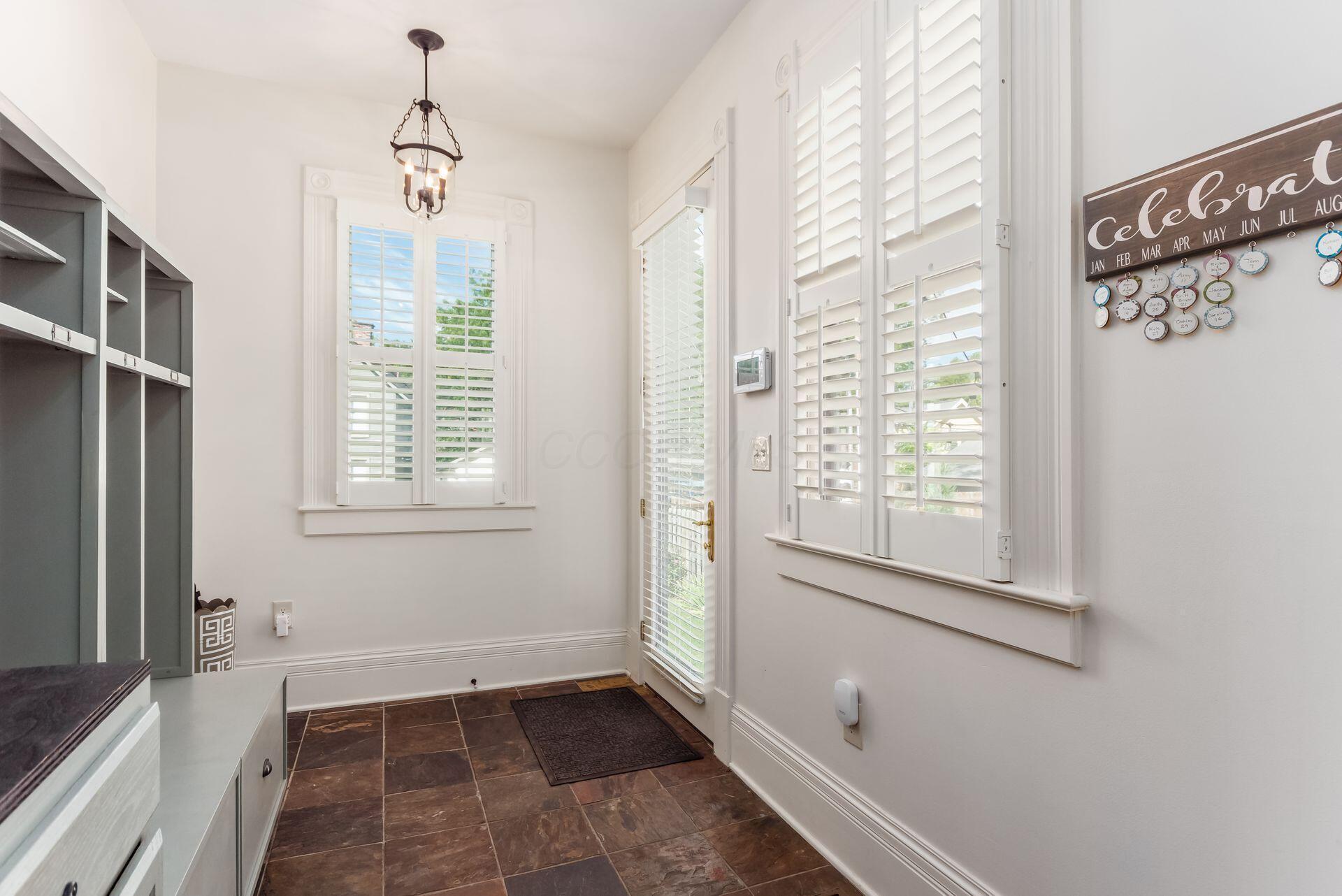 1127 Neil Avenue Property Photo 27