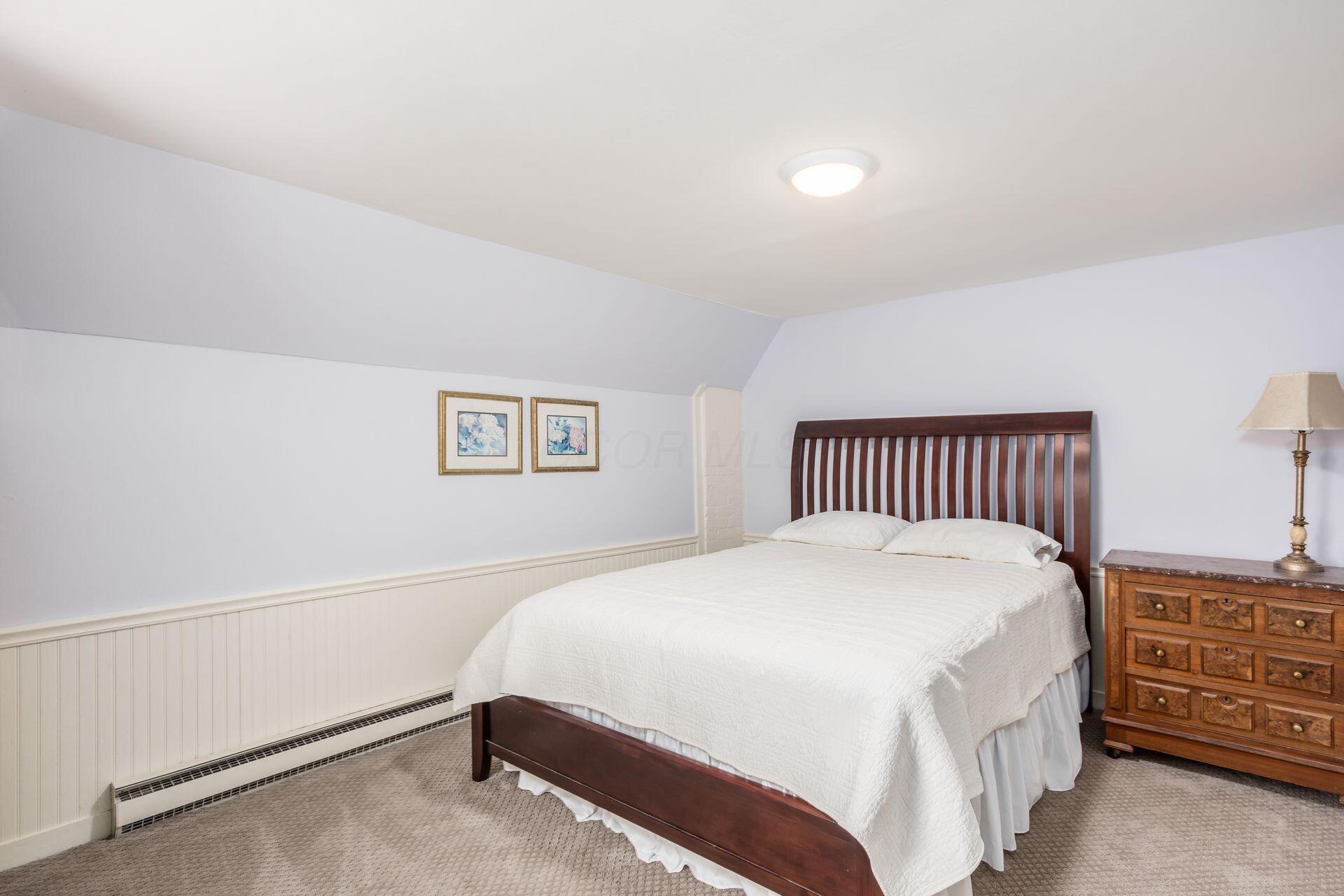 1127 Neil Avenue Property Photo 49