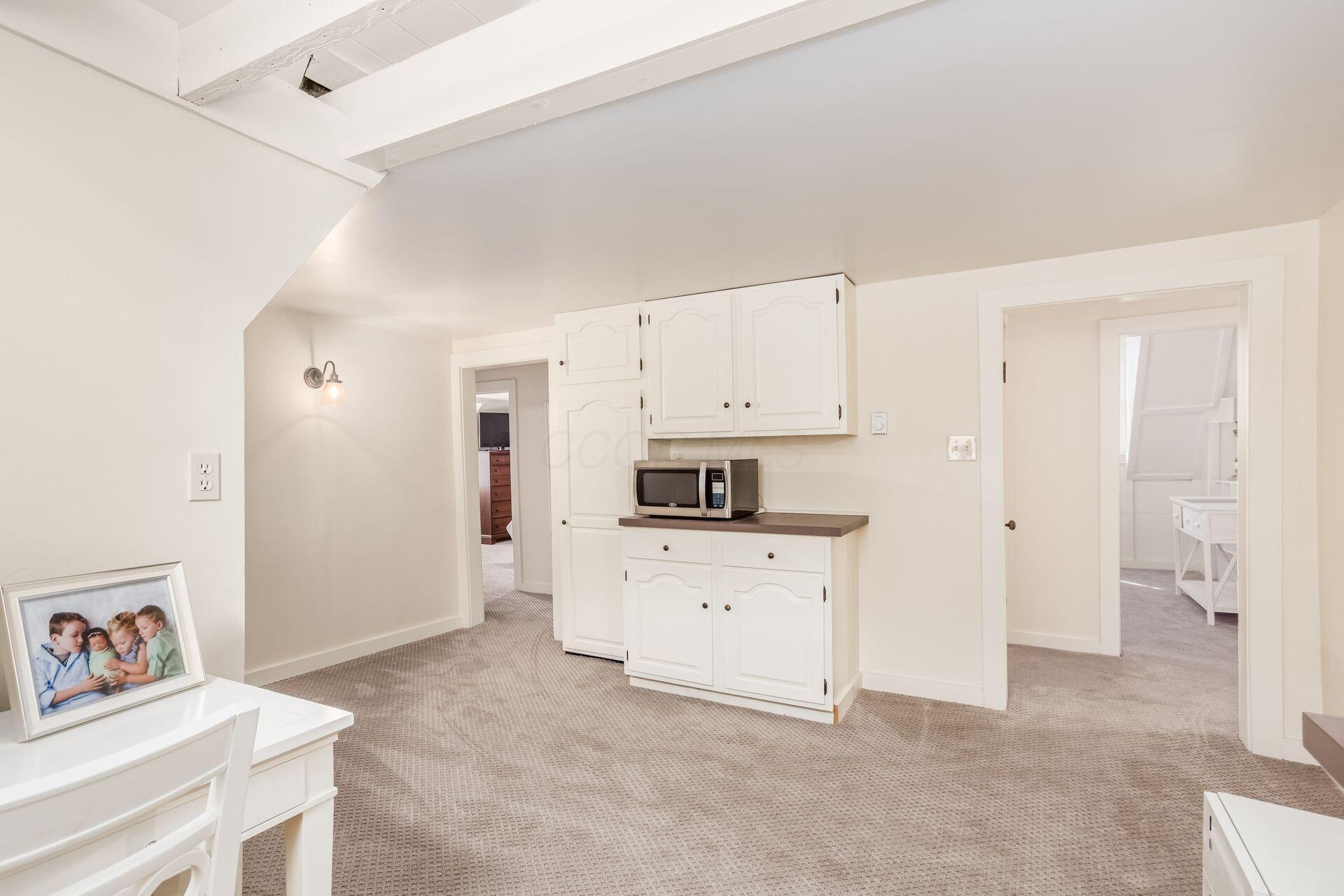 1127 Neil Avenue Property Photo 52