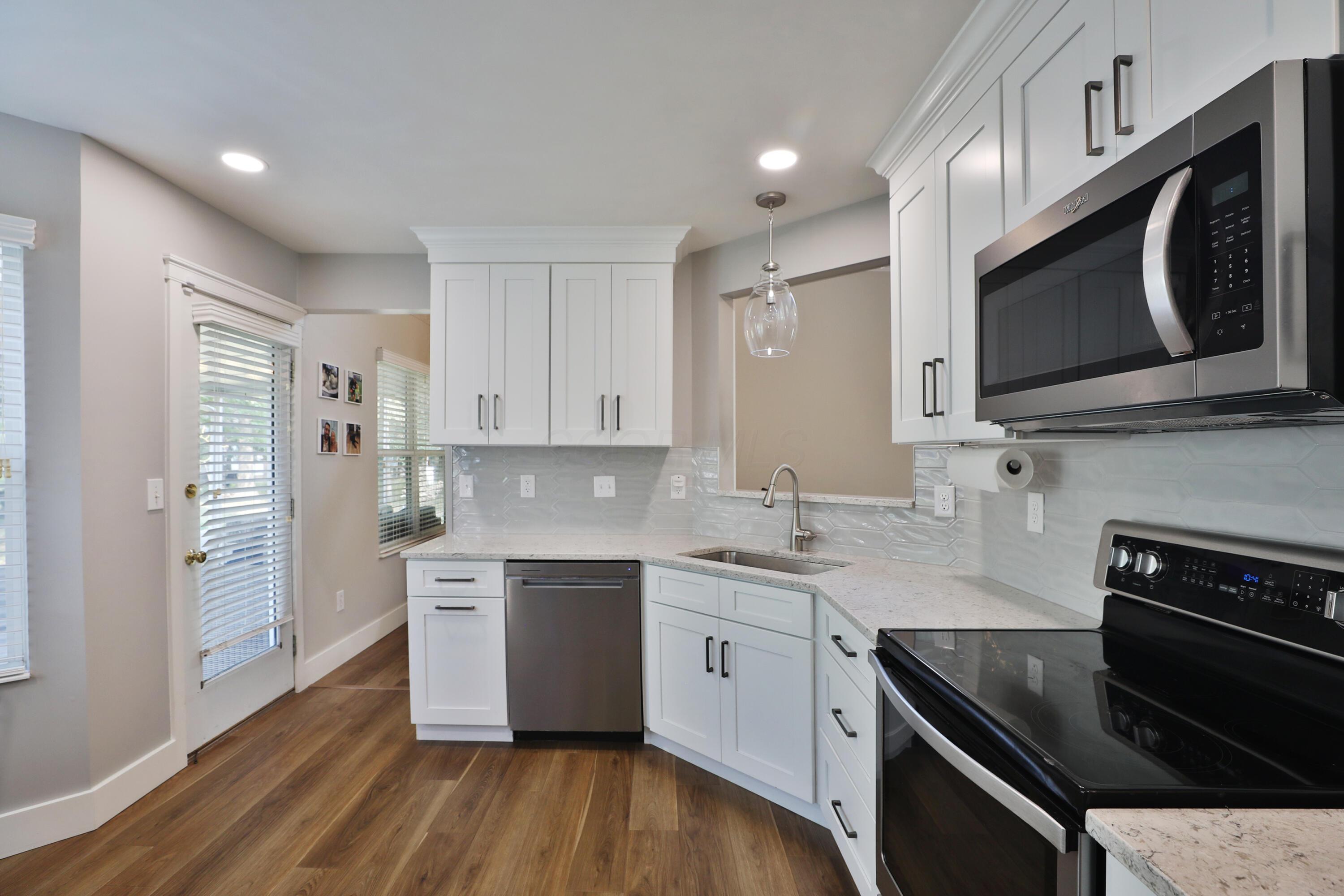 261 Andover Drive Property Photo 8