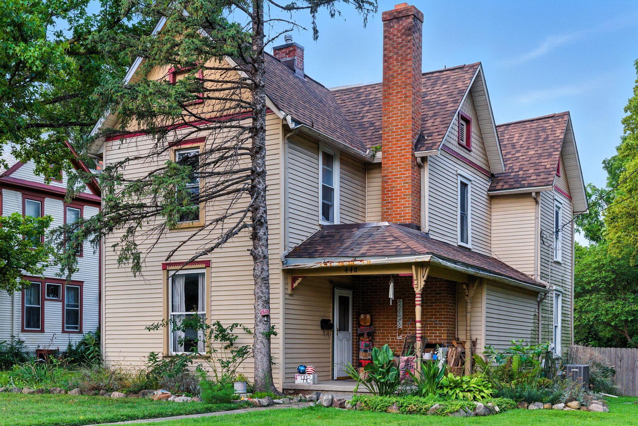 448 W William Street Property Photo 1