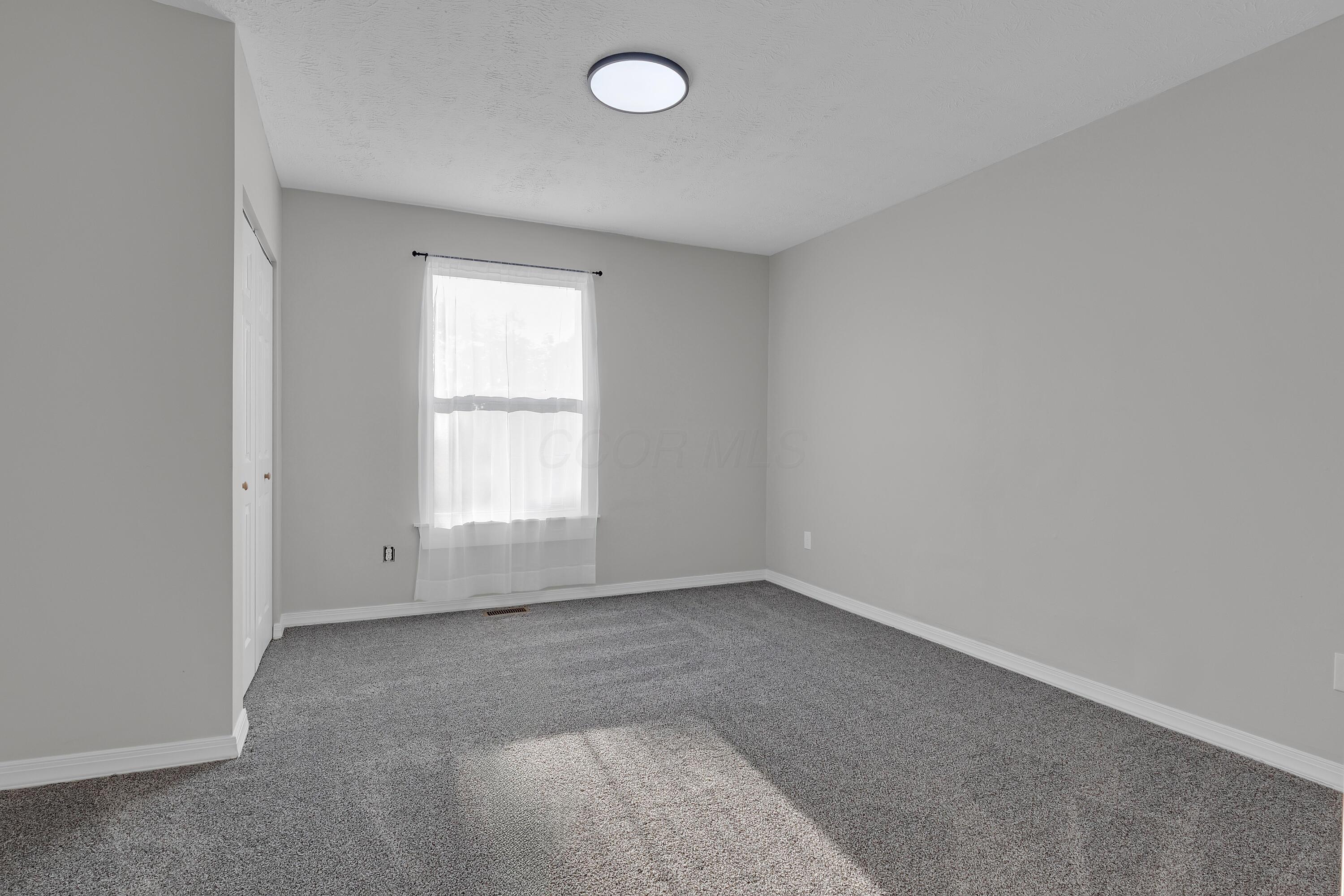 148 W Park Avenue Property Photo 17