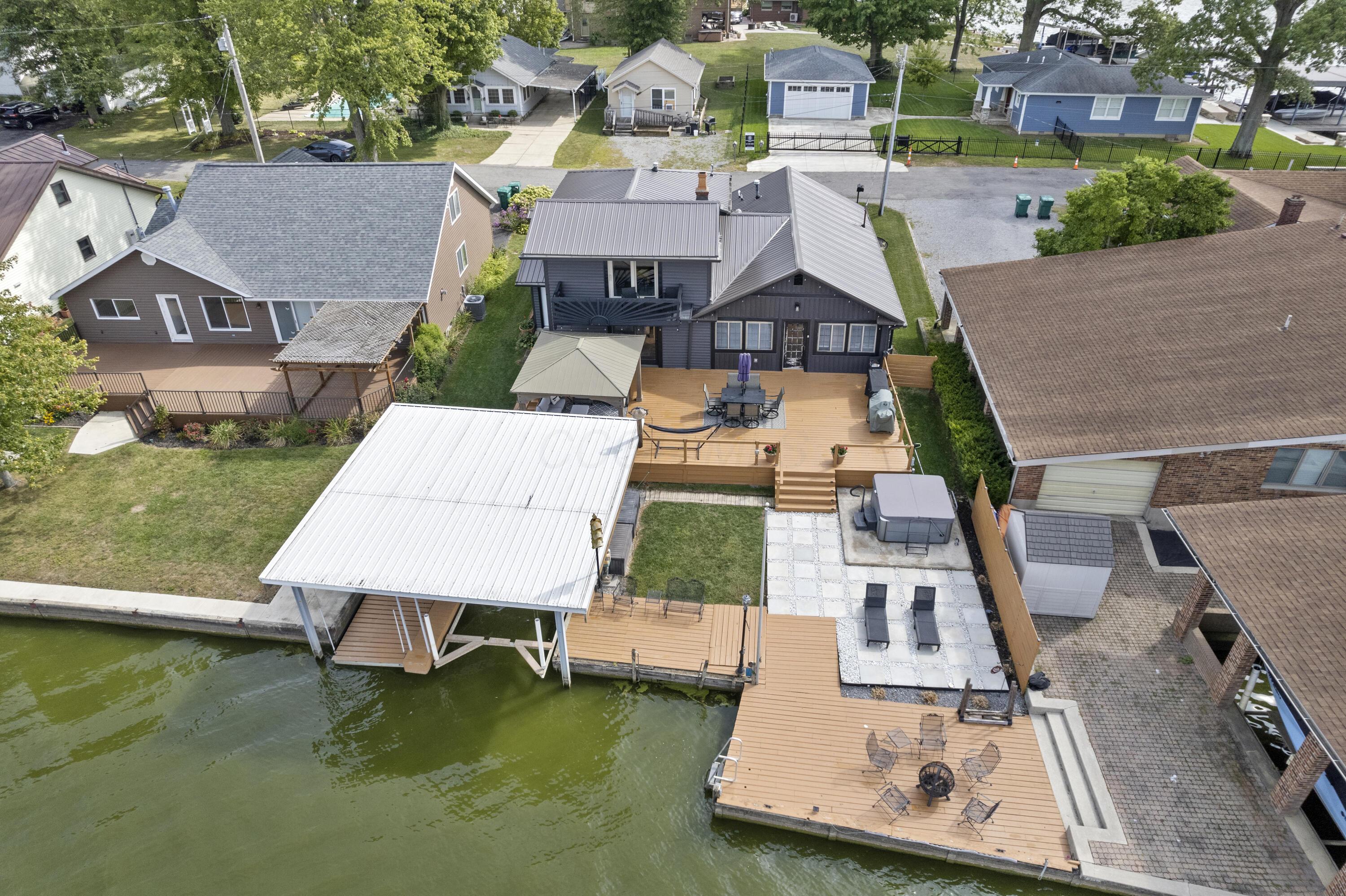 11181 Elm Street Property Photo 1