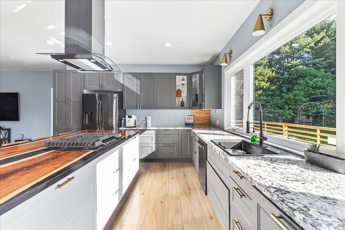 7667 Gale Road Sw Property Photo 1