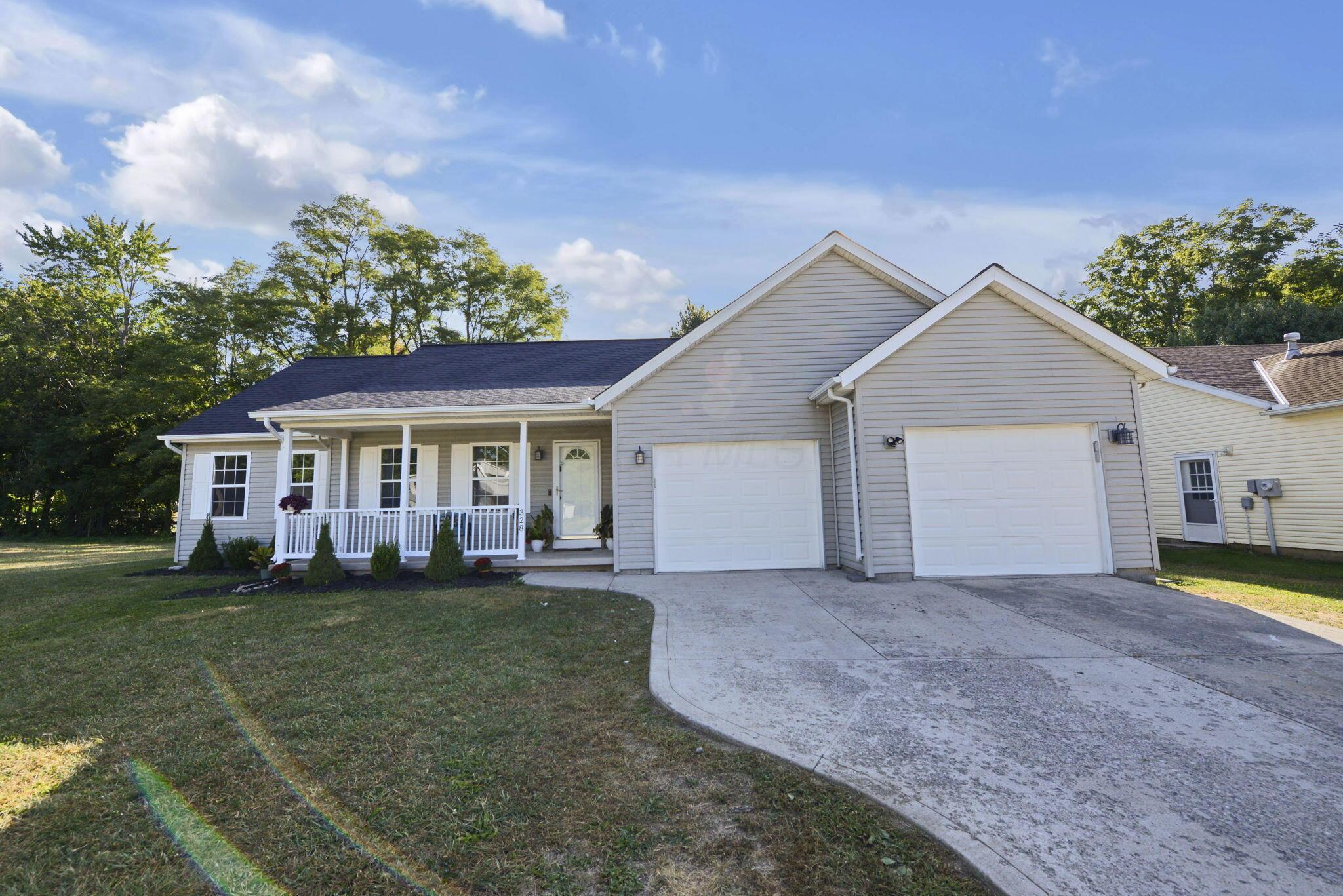 328 Lincoln Place Property Photo 10