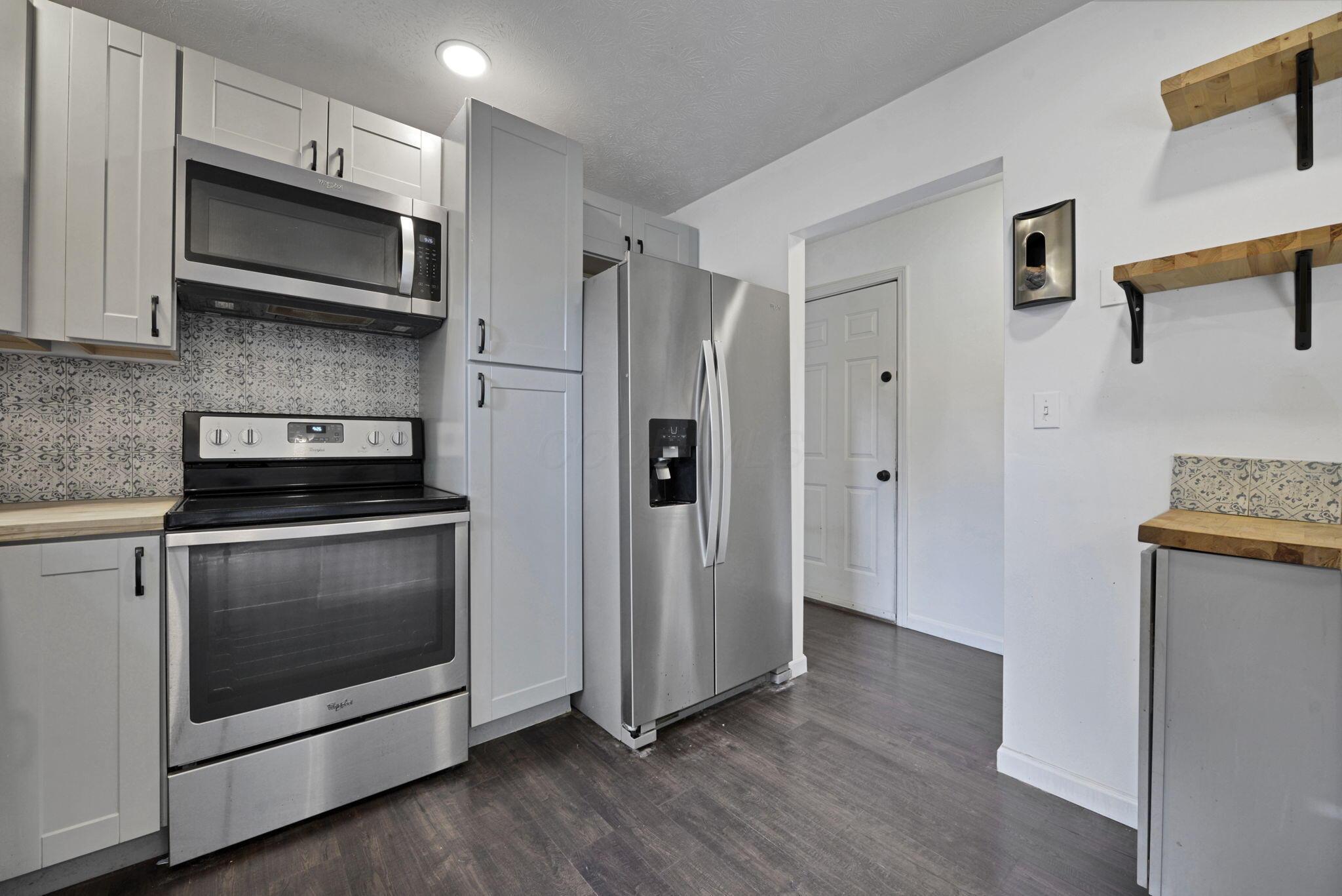 328 Lincoln Place Property Photo 20