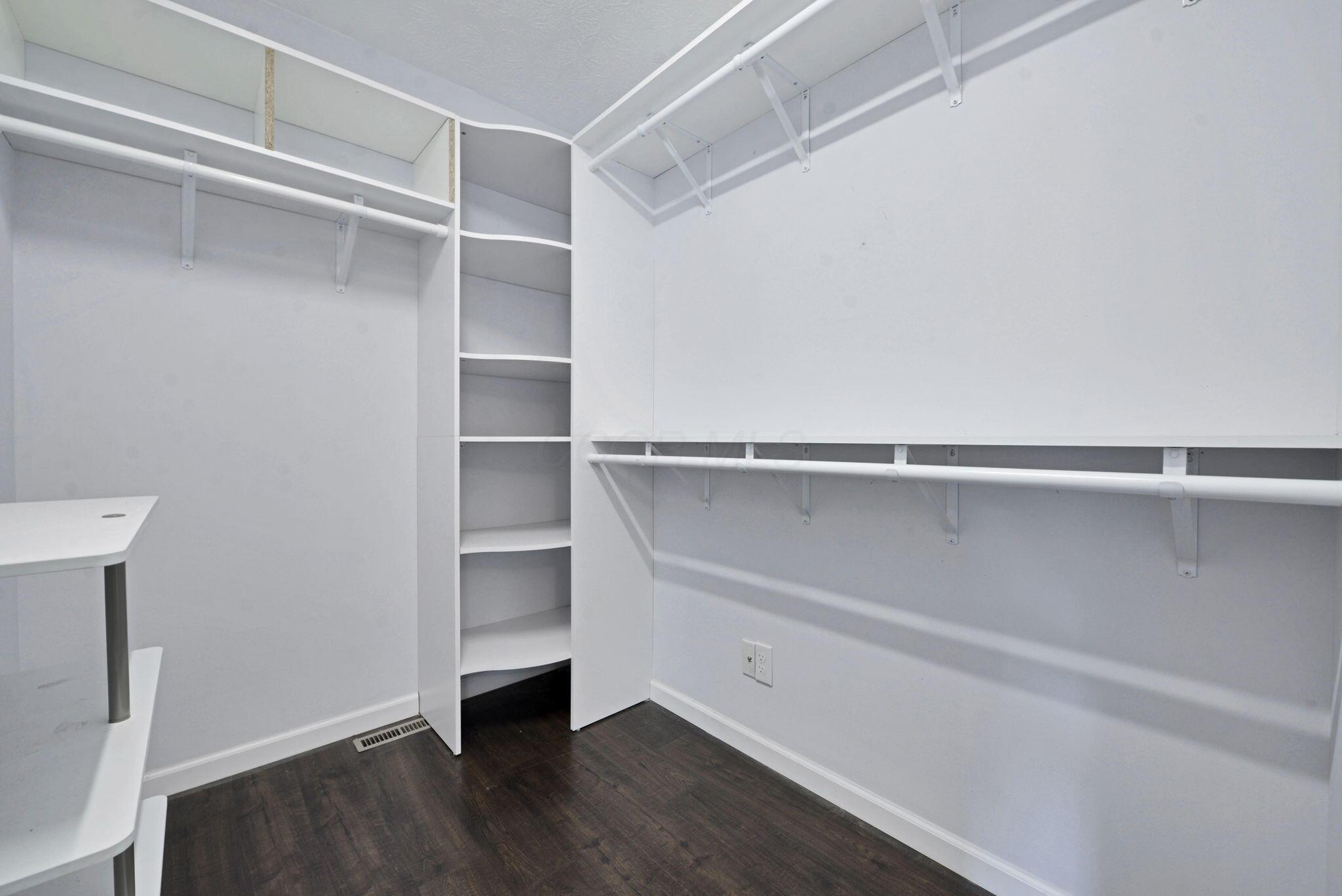 328 Lincoln Place Property Photo 26