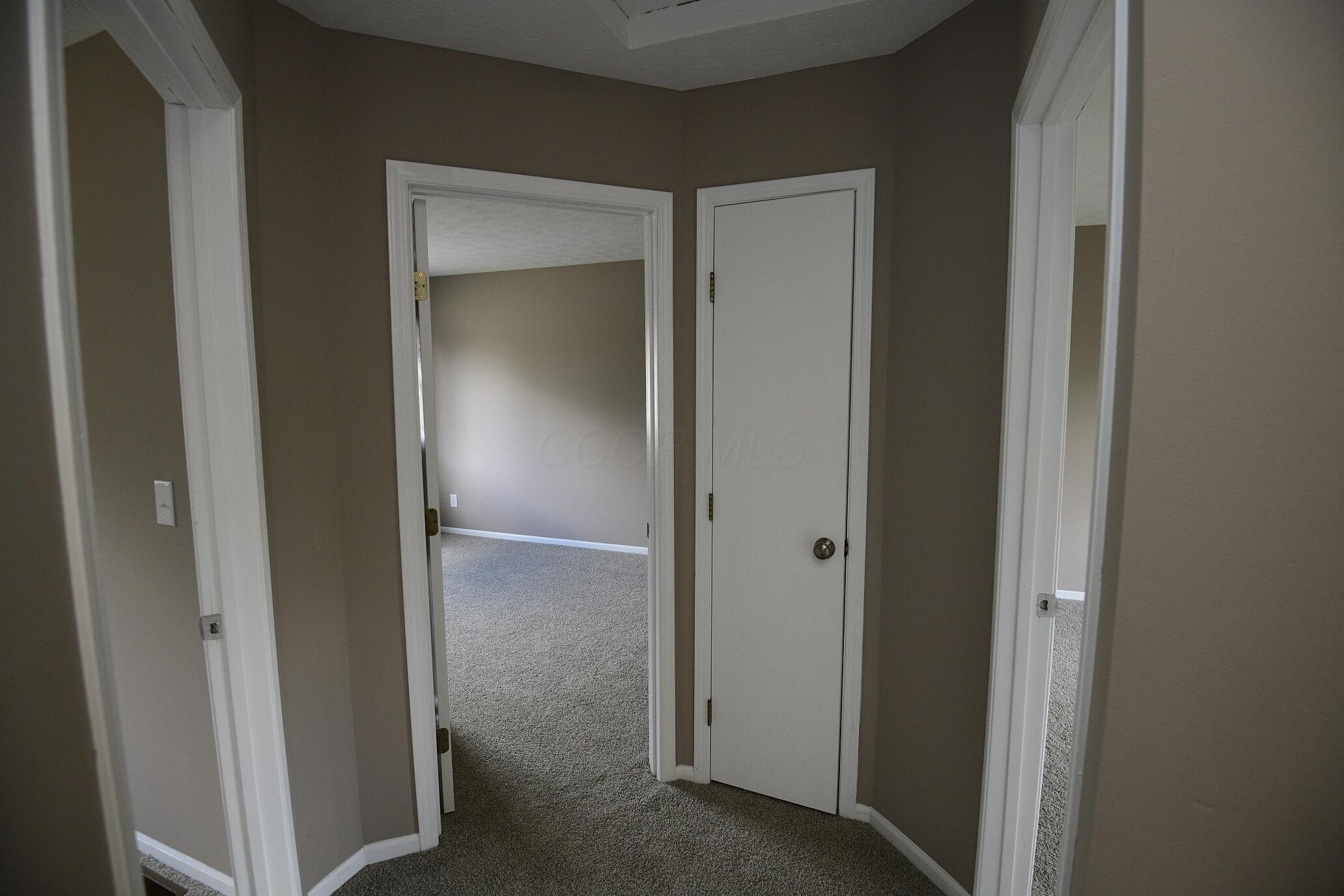 2730 Raphael Drive Property Photo 10