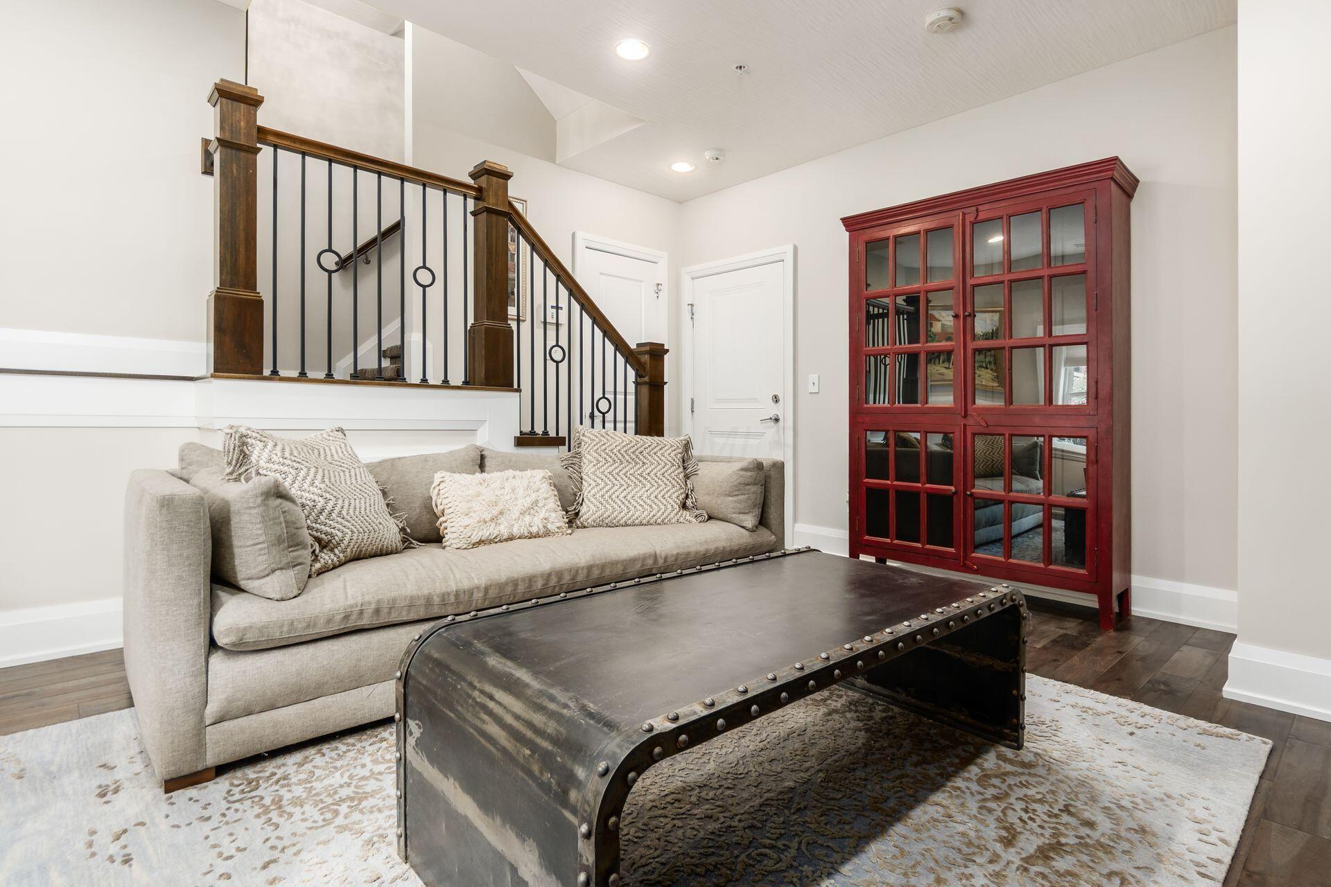 1001 Dennison Avenue Property Photo 7
