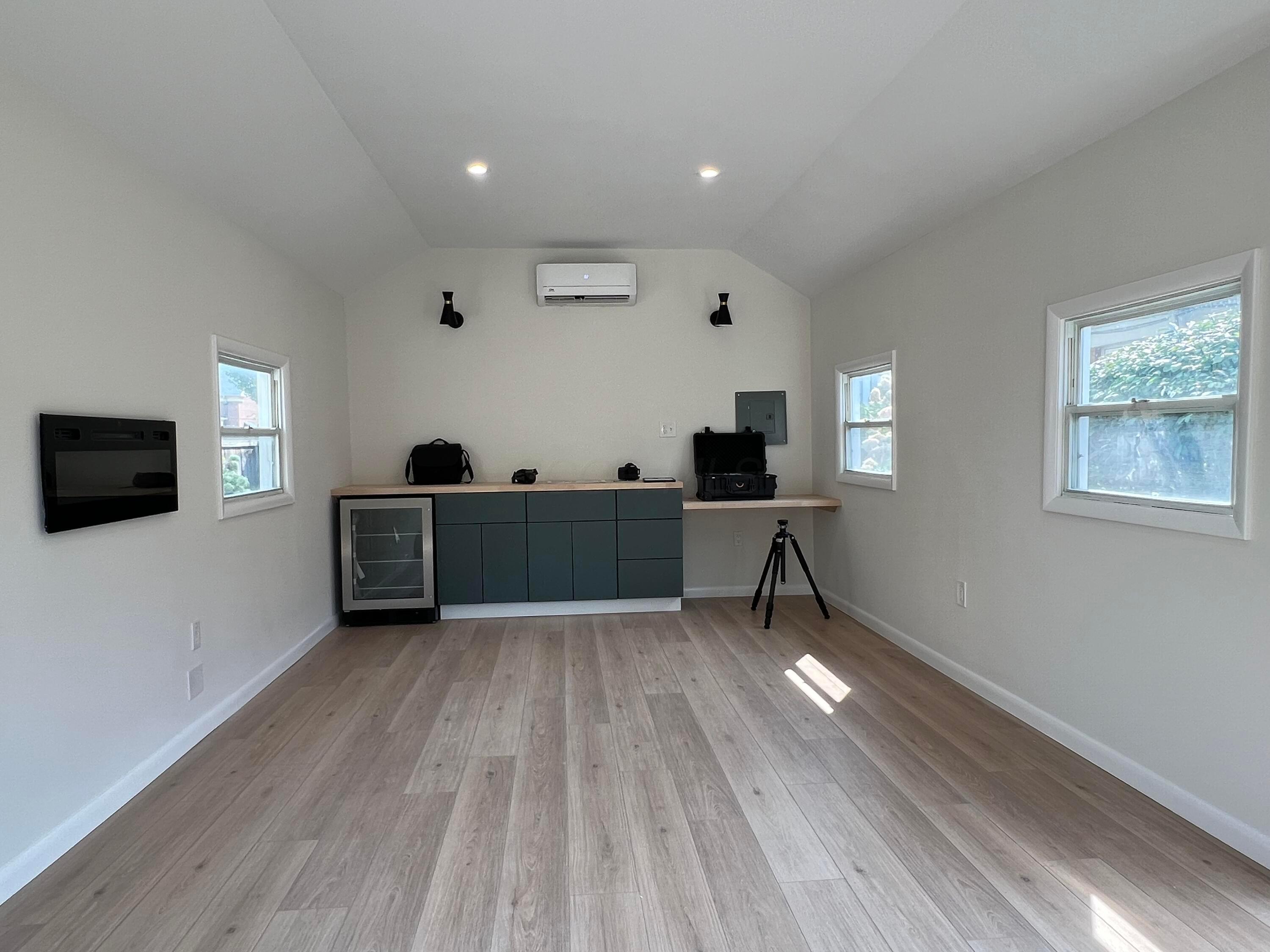 891 High Street Property Photo 3