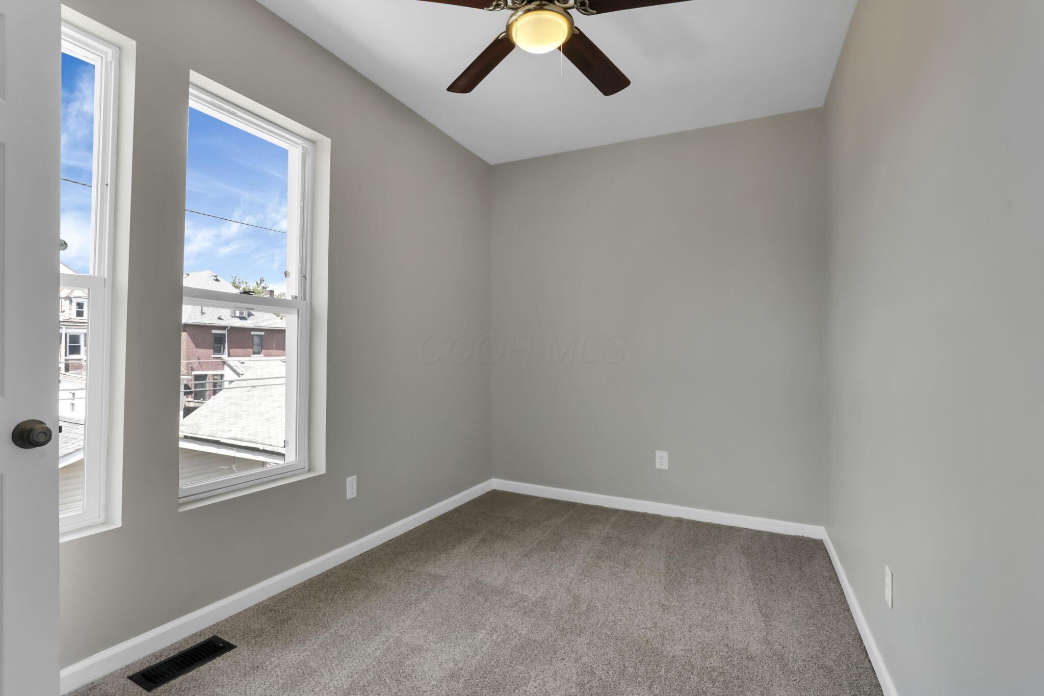 1140 Forest Street Property Photo 33