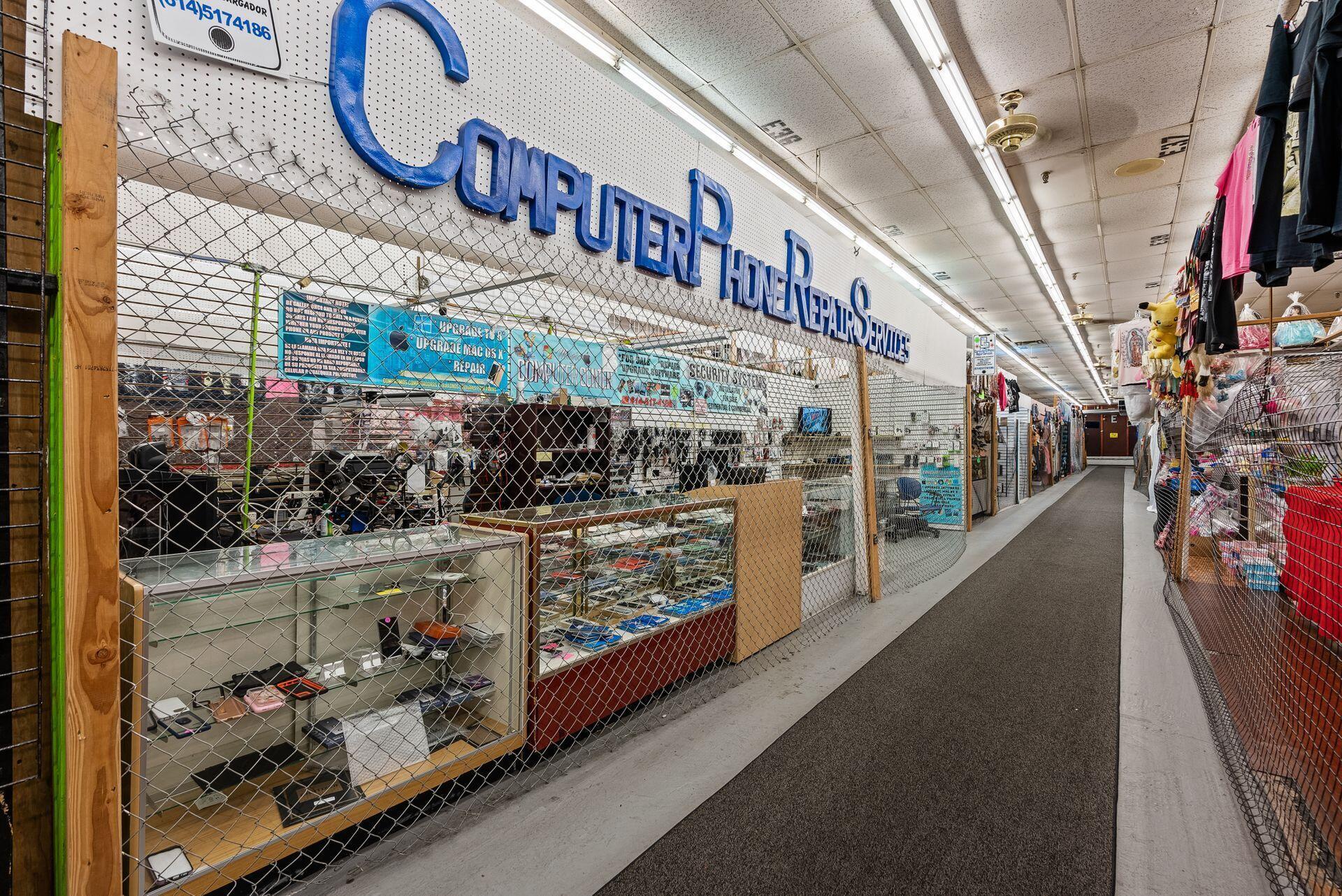 4170 W Broad Street Property Photo 26