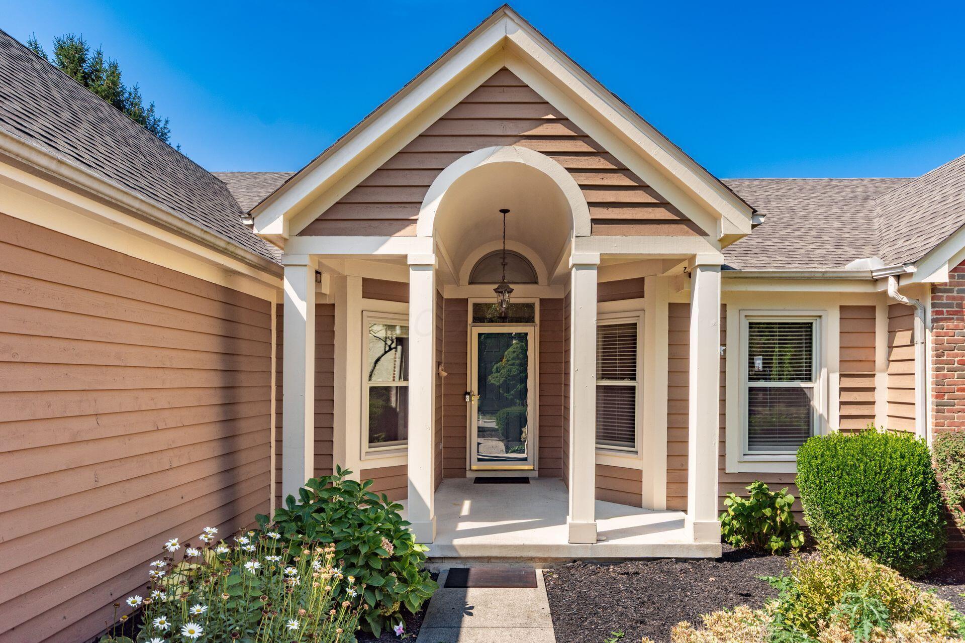 7633 Johntimm Court Property Photo 5